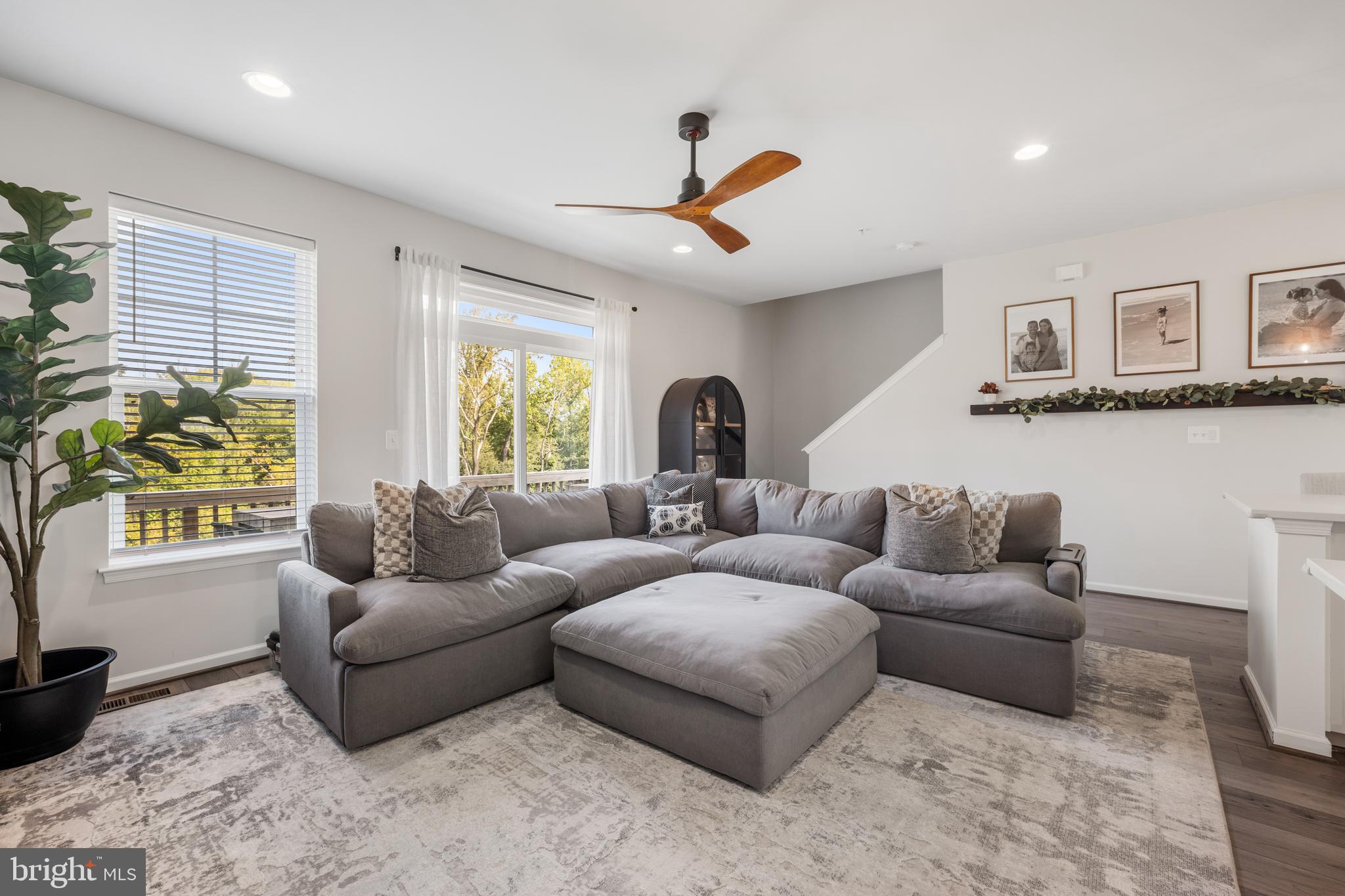 BRADFORD'S LANDING - Residential