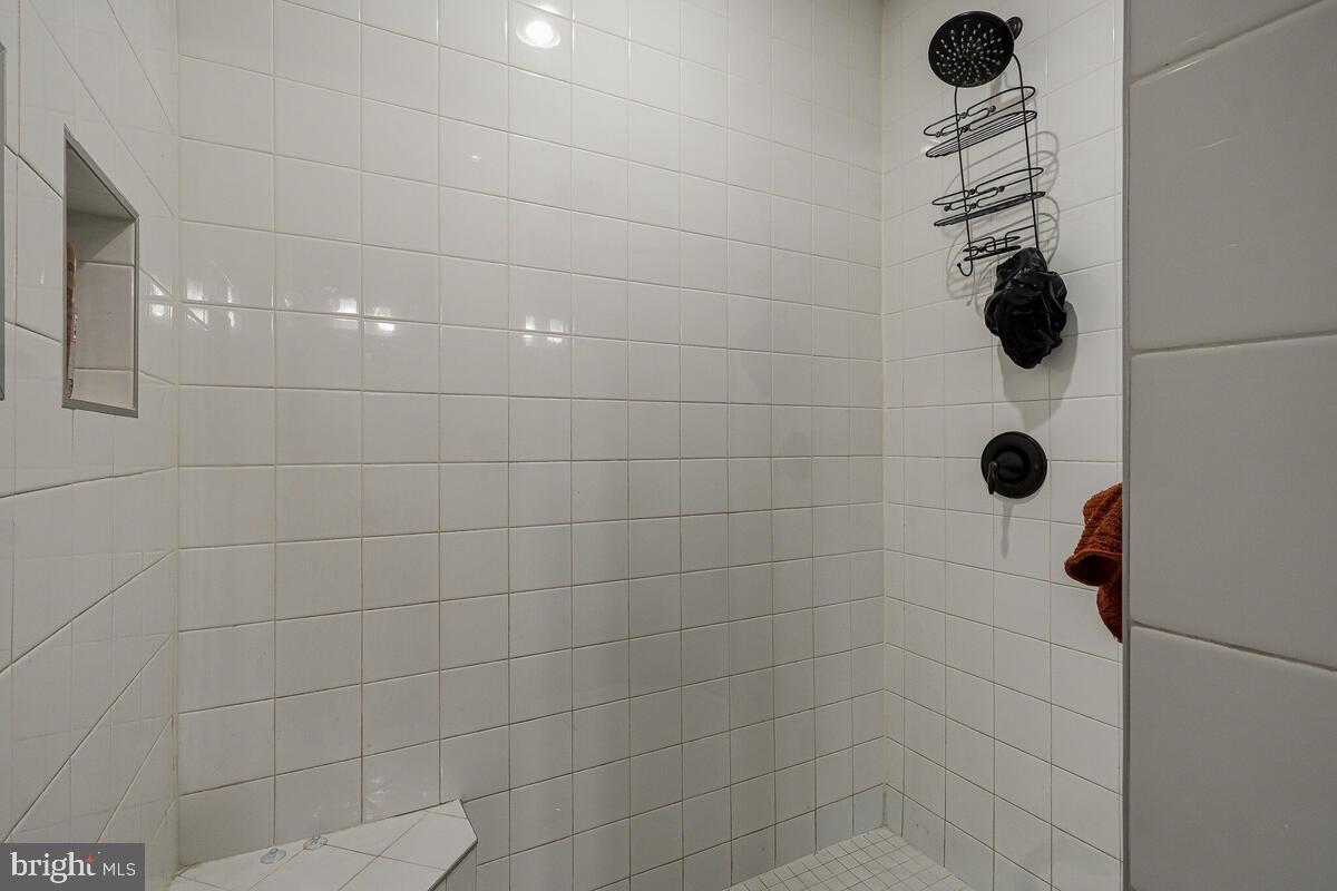 VILLAGES OF SAVANNAH - Residential