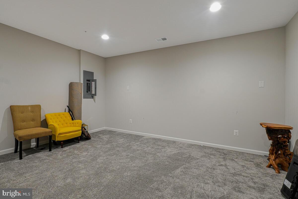 VILLAGES OF SAVANNAH - Residential