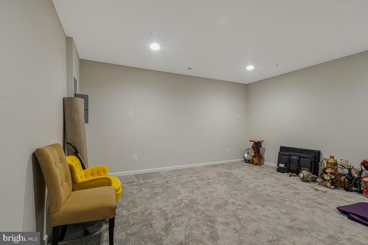 VILLAGES OF SAVANNAH - Residential