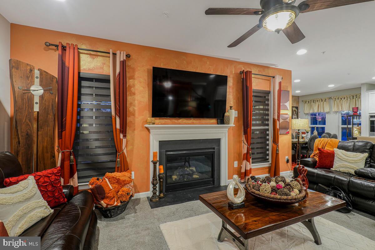 VILLAGES OF SAVANNAH - Residential