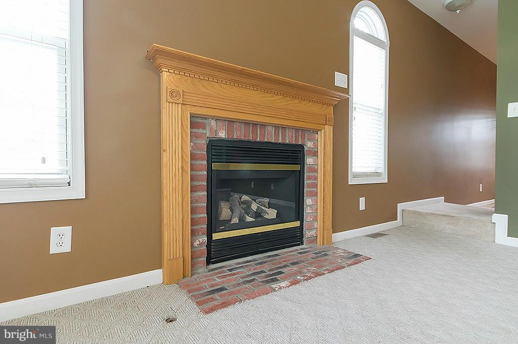 MILLS FARM - Residential