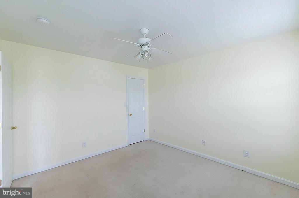 MILLS FARM - Residential