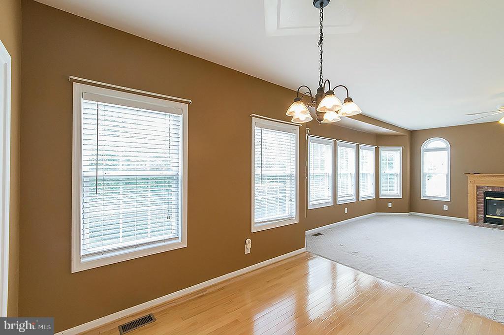 MILLS FARM - Residential