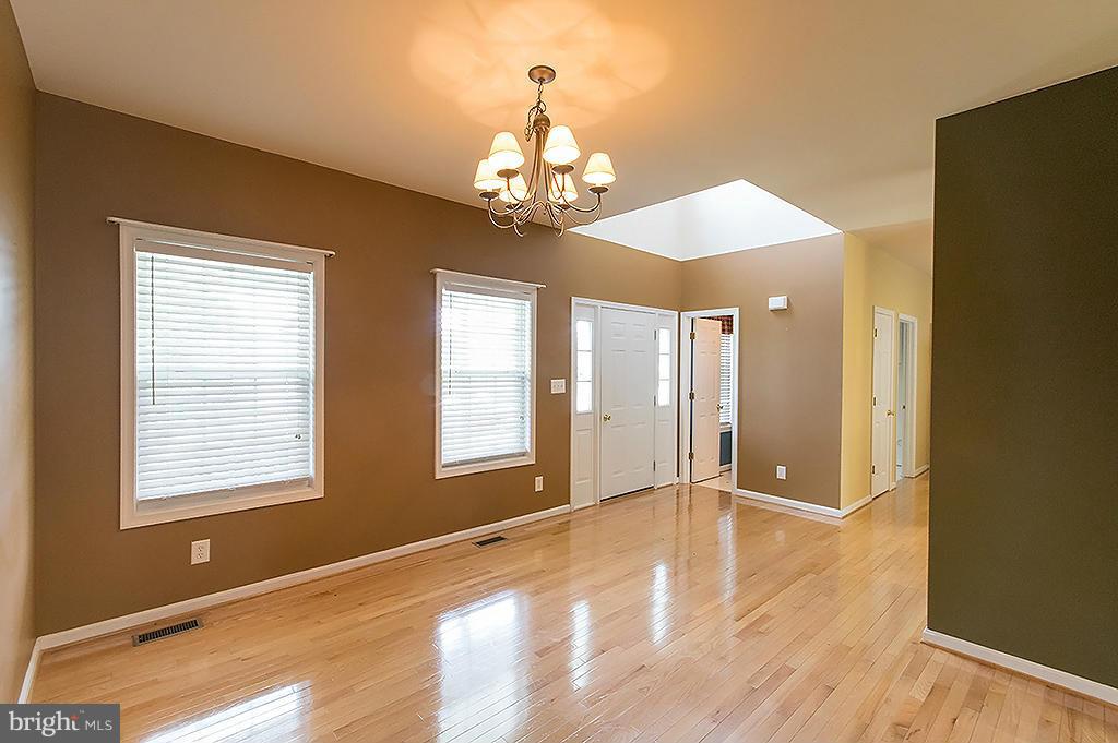 MILLS FARM - Residential