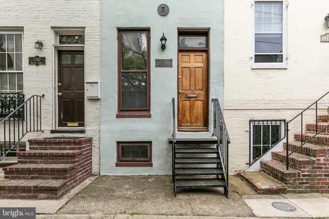 MLS: MDBA2165458