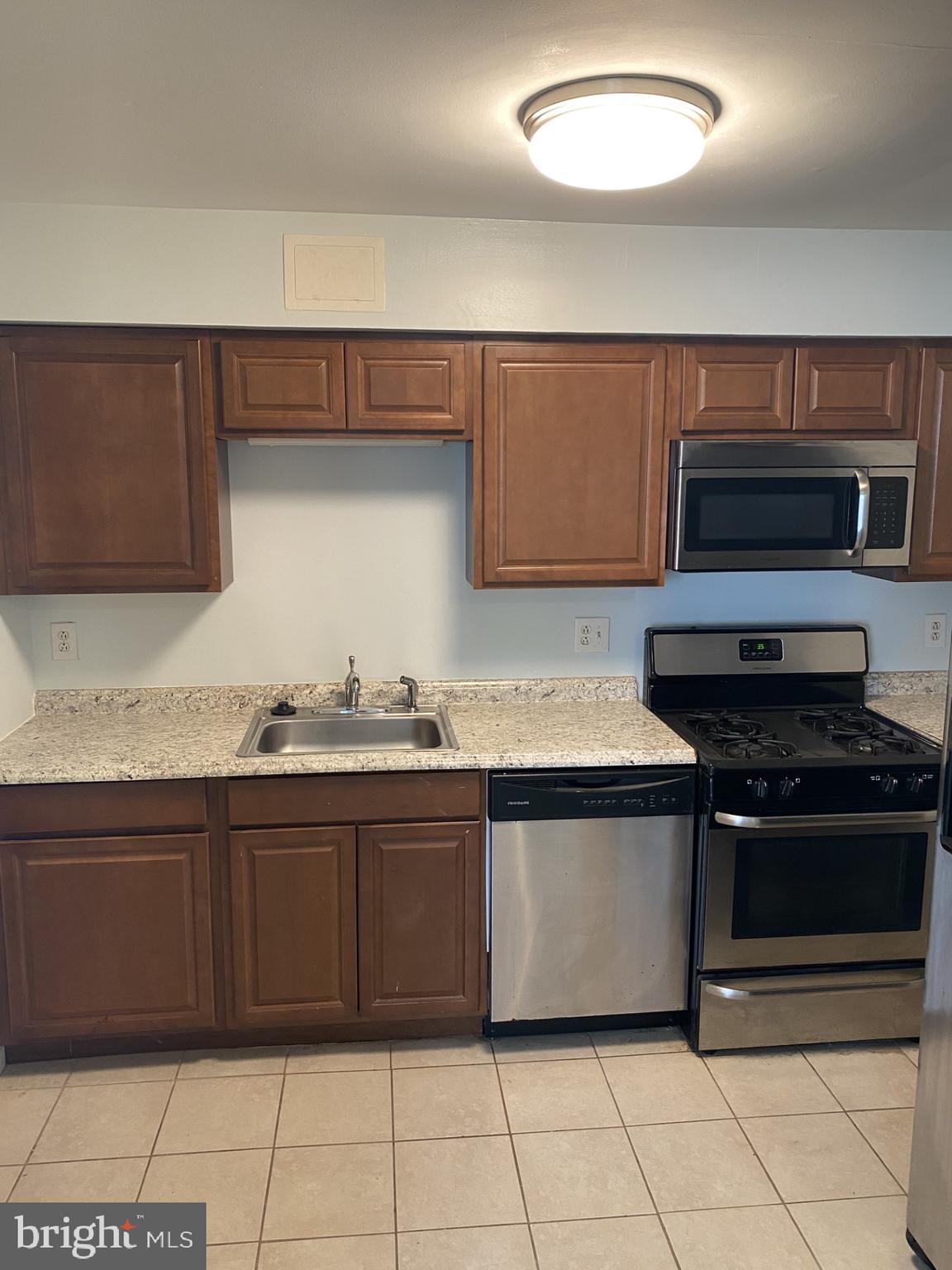 WHISKEY BOTTOM - Residential Lease