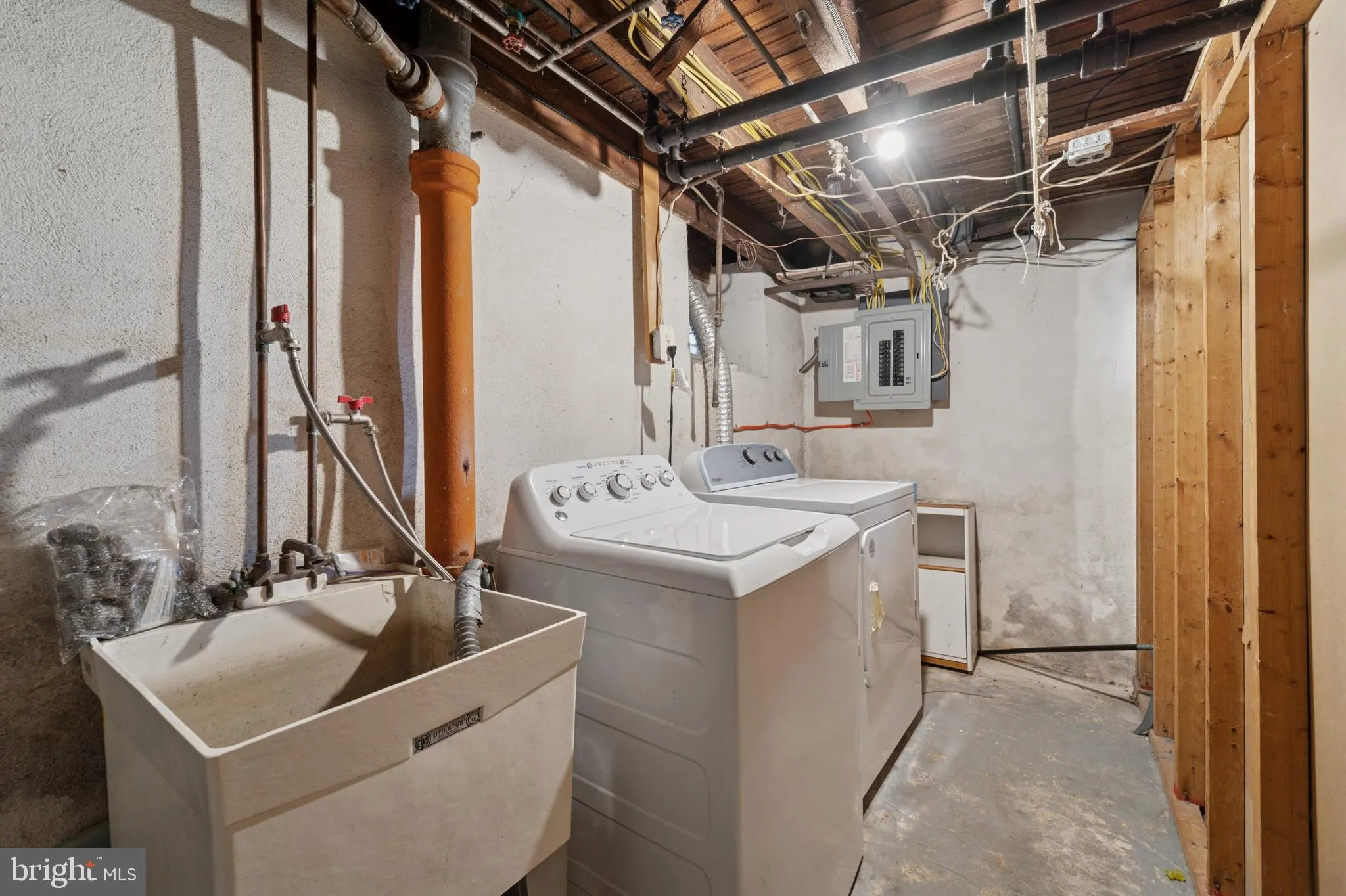 Lansdowne, Pennsylvania 19050, United States, 4 Bedrooms Bedrooms, ,1 BathroomBathrooms,Residential,Contingent,212931