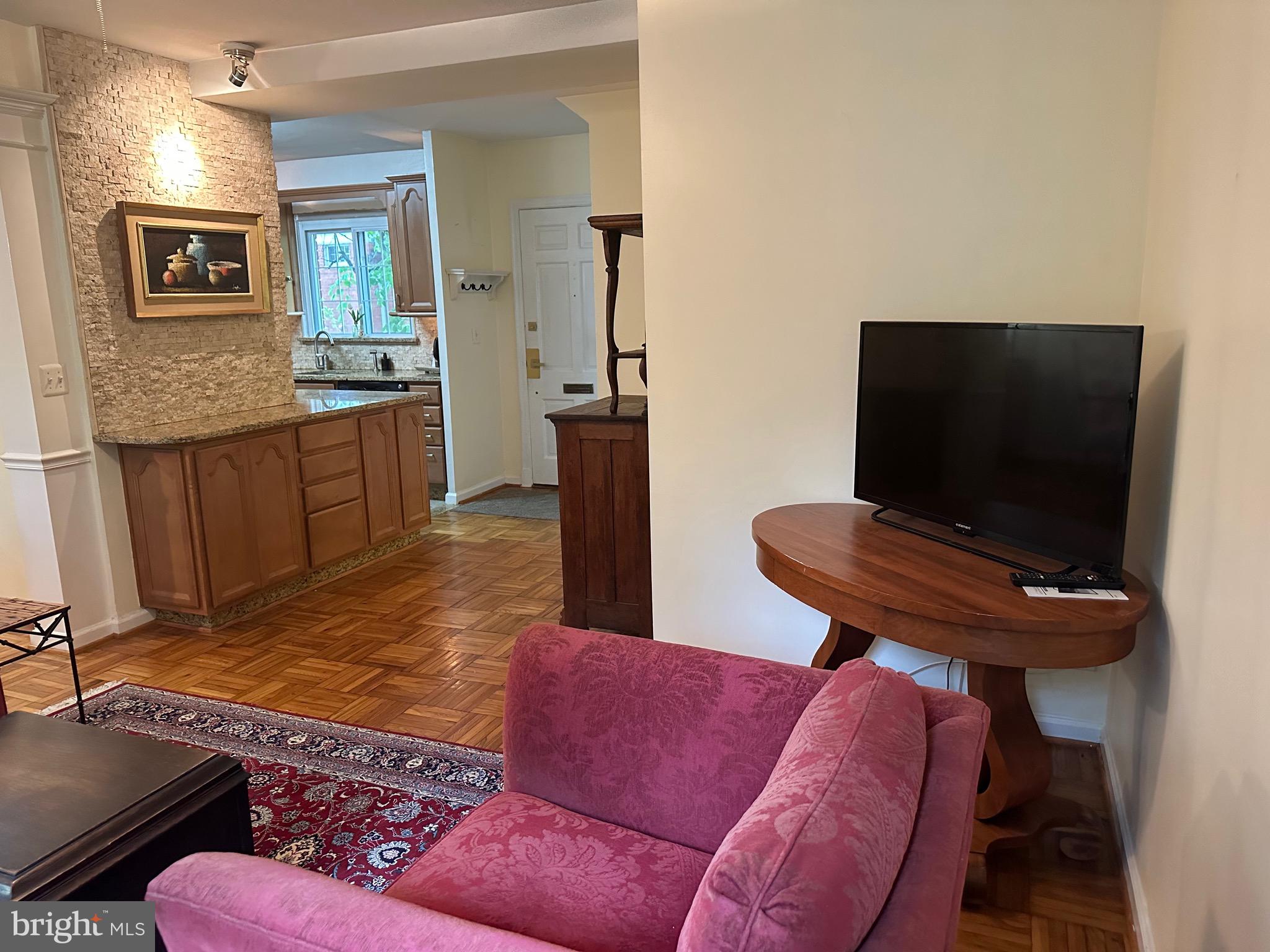 PARKFAIRFAX - Residential Lease