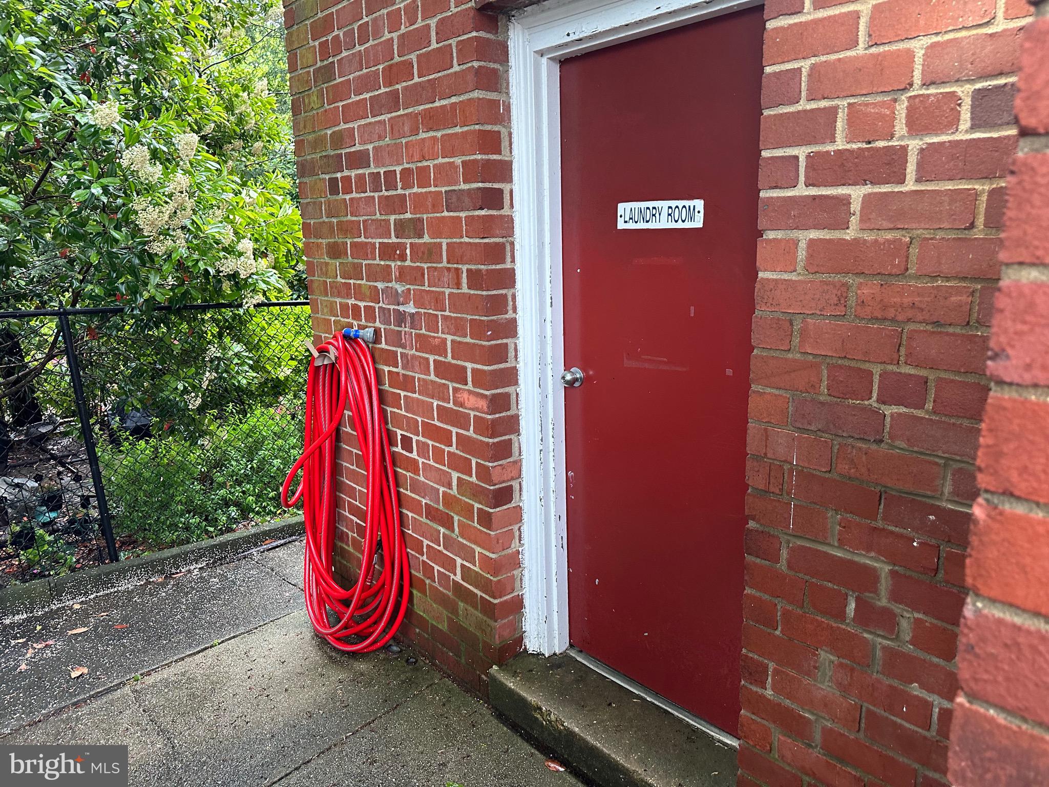 PARKFAIRFAX - Residential Lease