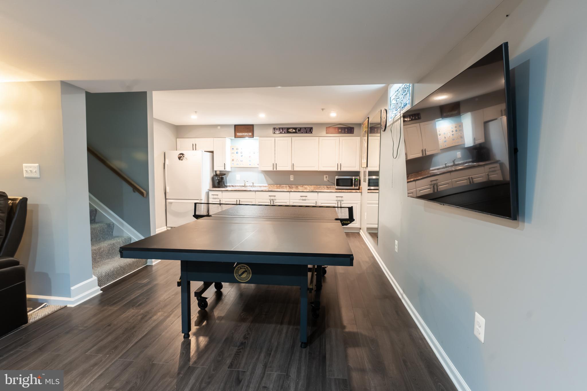 GLENN STATION - Residential Lease