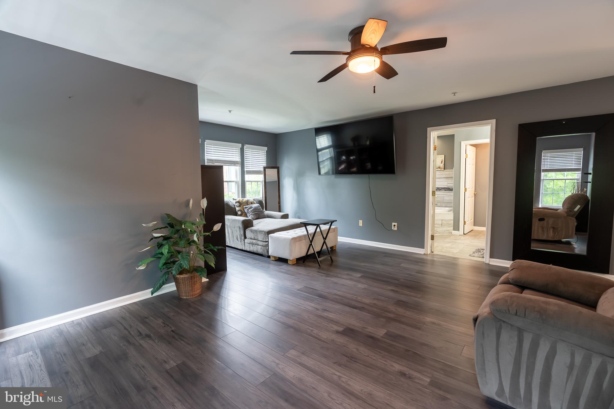 GLENN STATION - Residential Lease