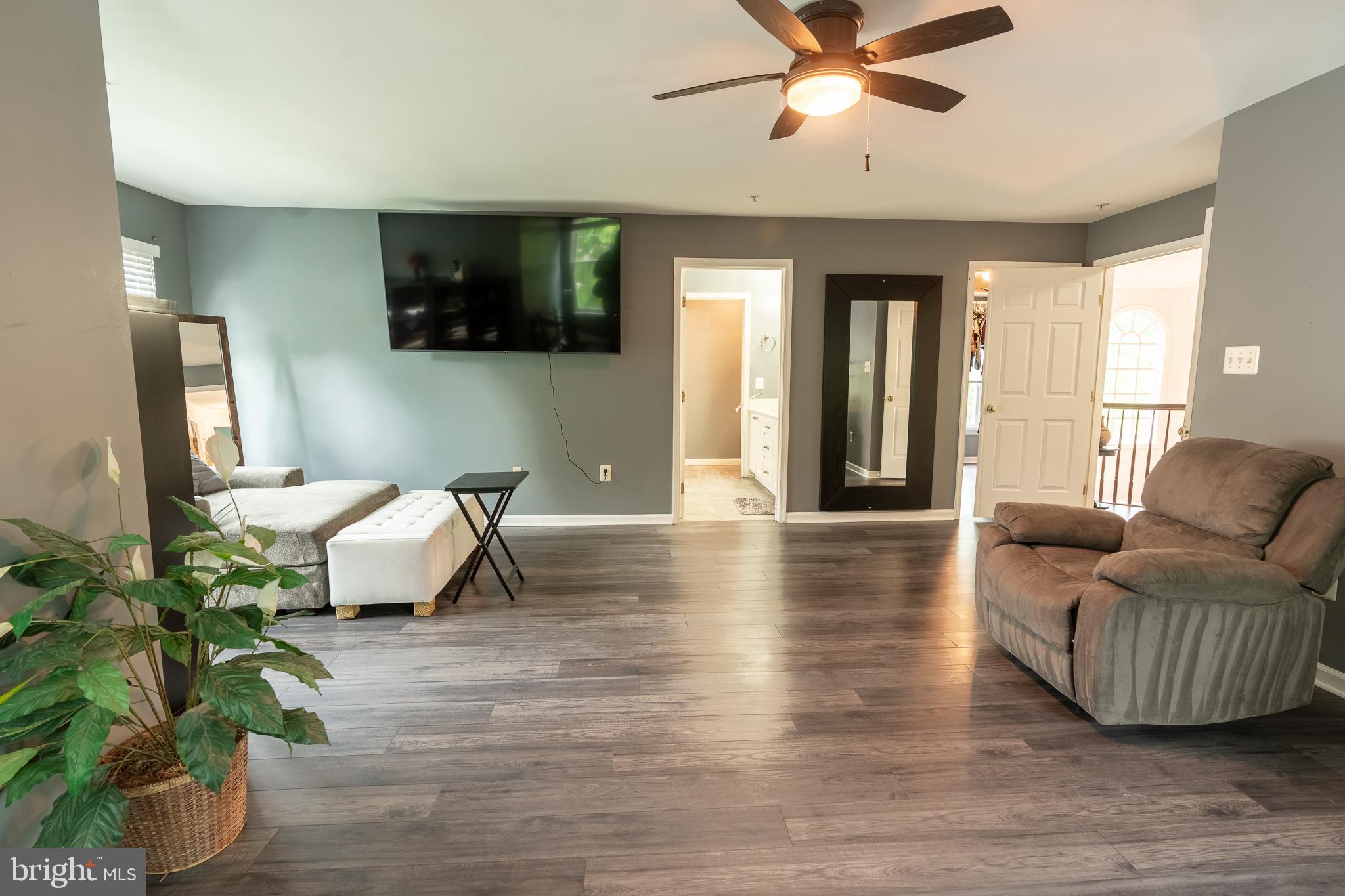 GLENN STATION - Residential Lease