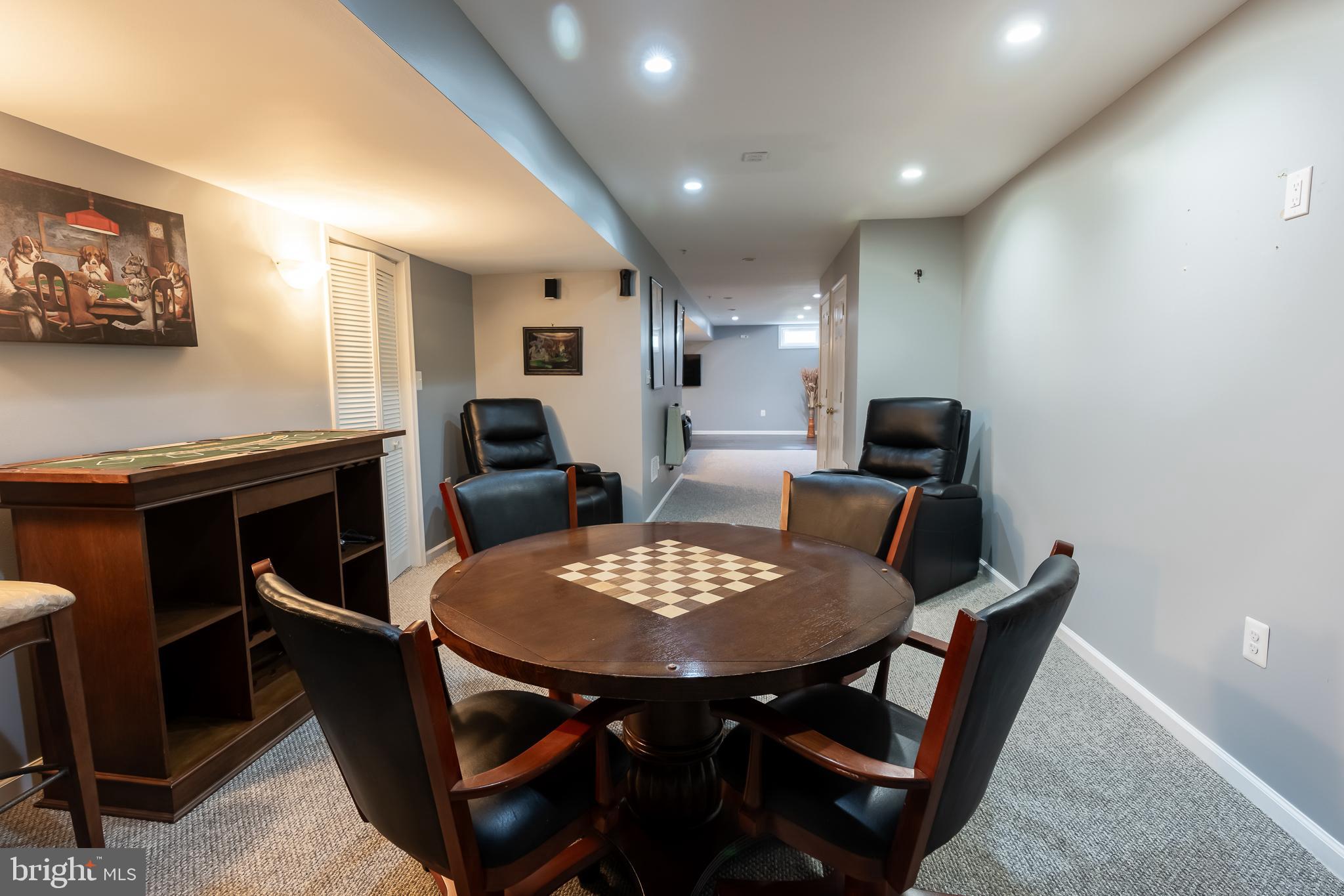 GLENN STATION - Residential Lease