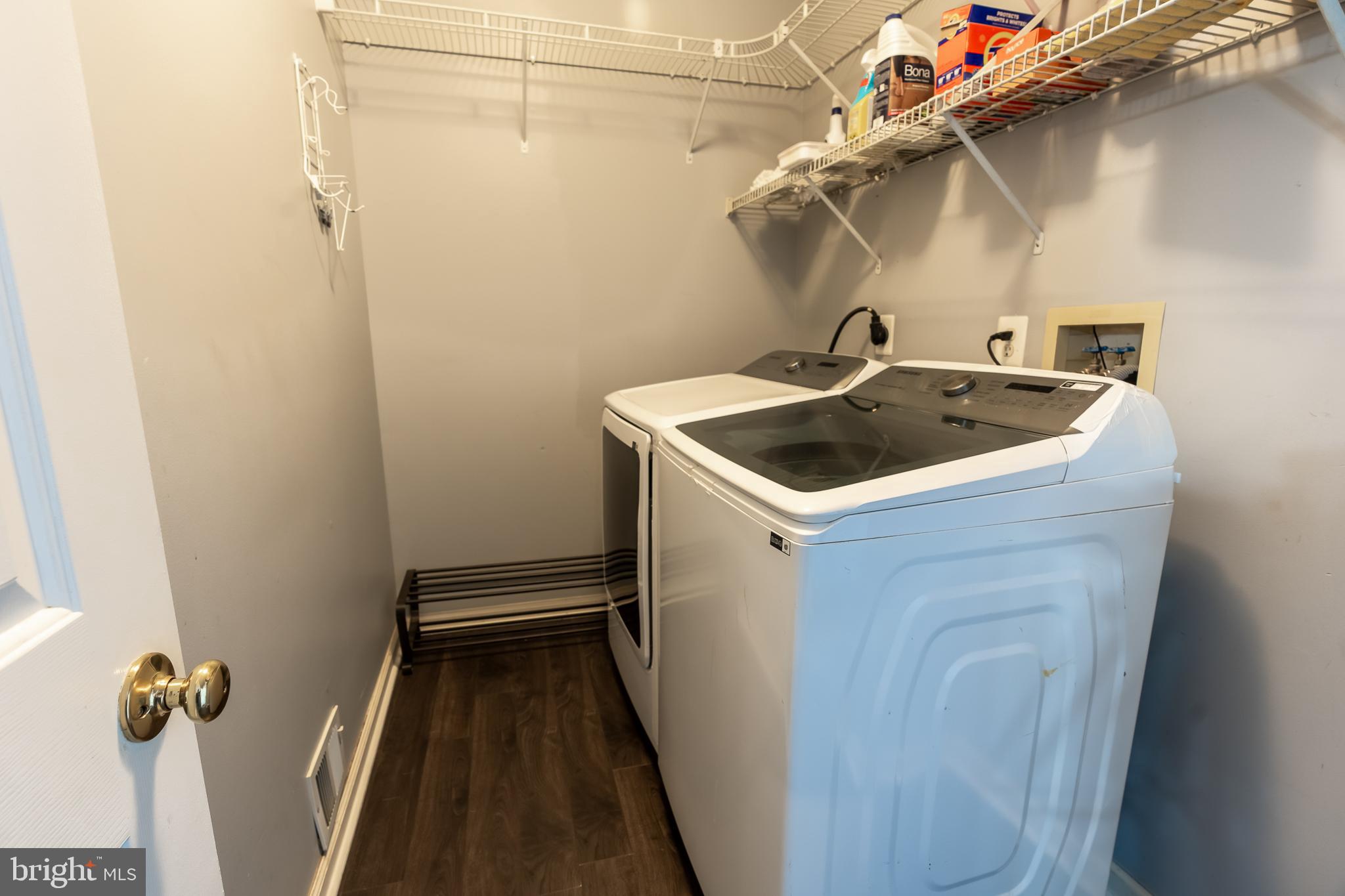 GLENN STATION - Residential Lease