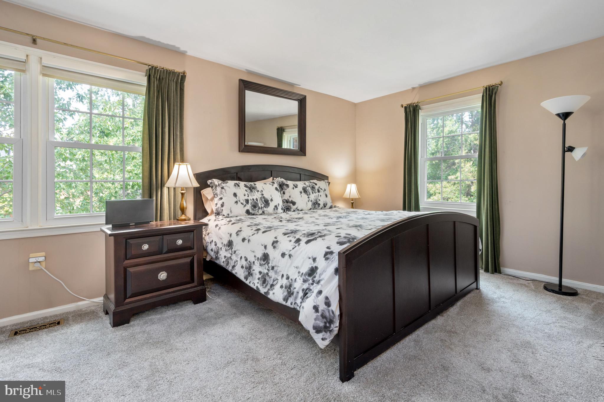 HUNTINGTON AT MT VERNON - Residential