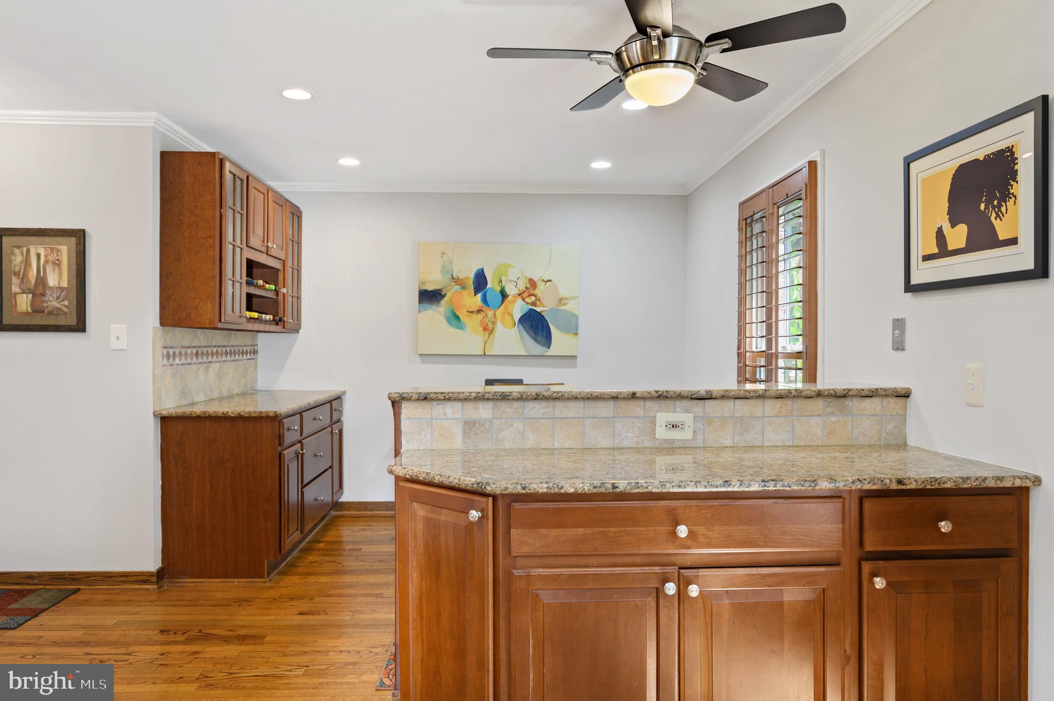 HUNTINGTON AT MT VERNON - Residential