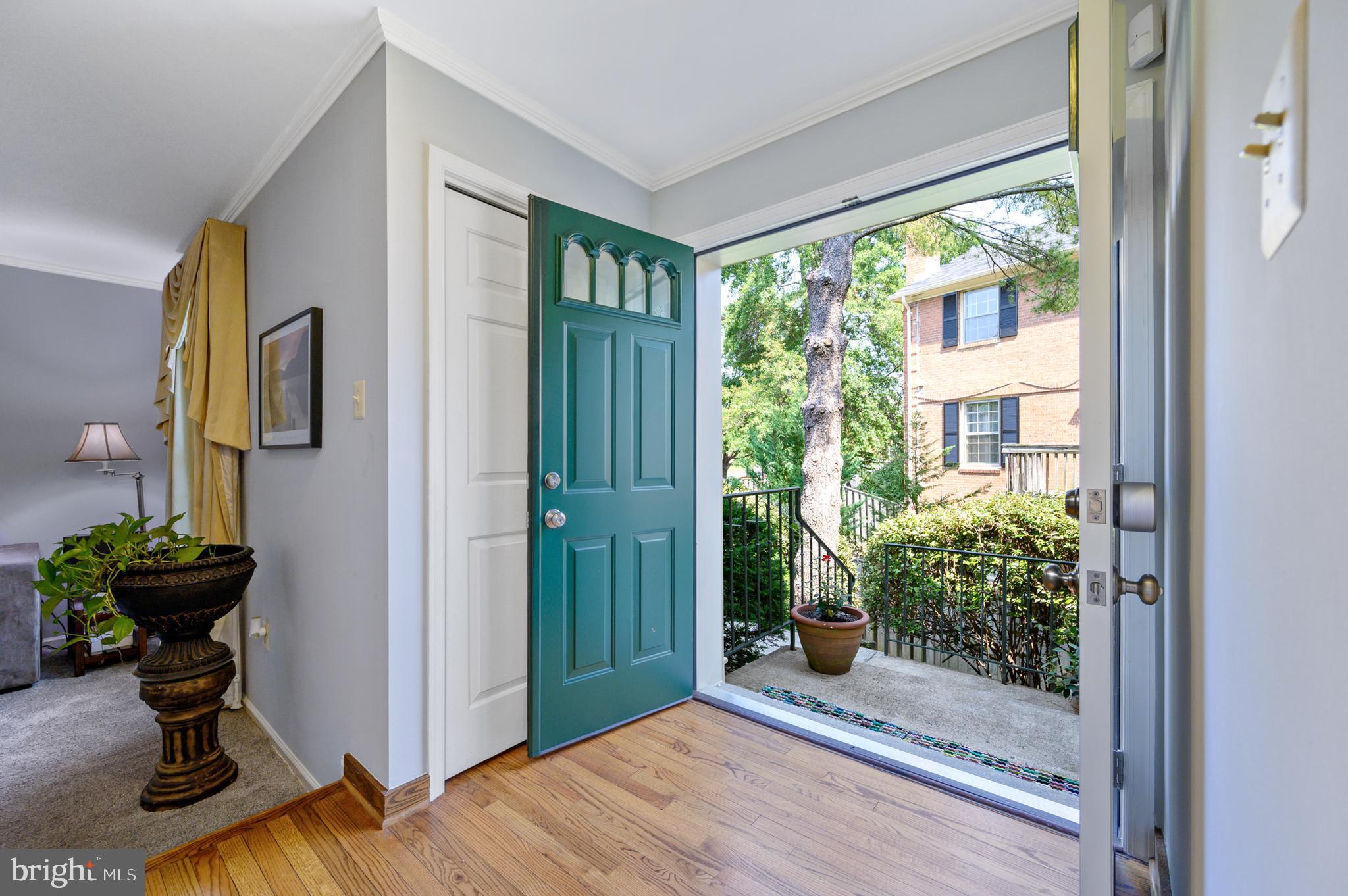 HUNTINGTON AT MT VERNON - Residential