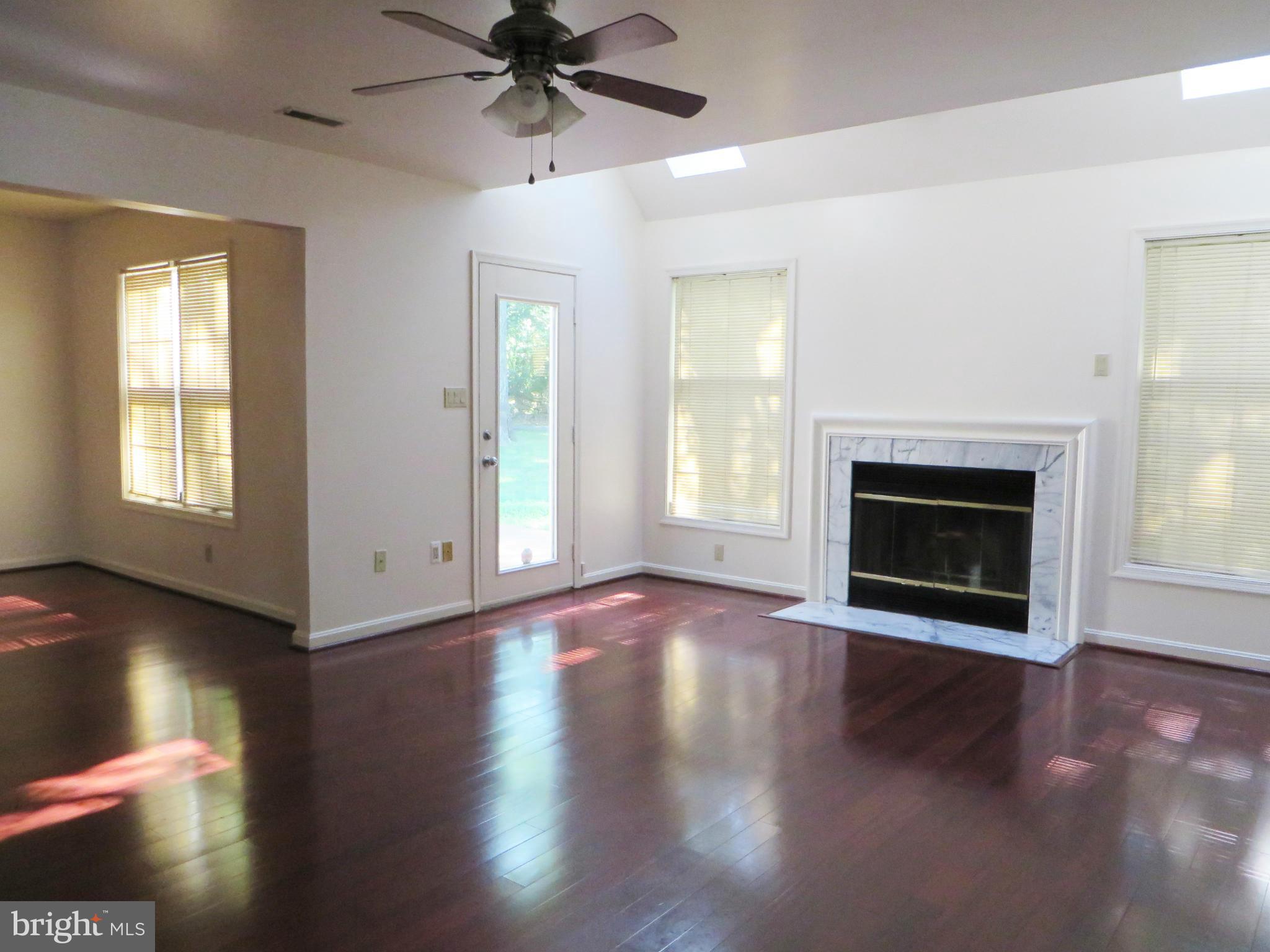 CEDAR COVE - Residential Lease