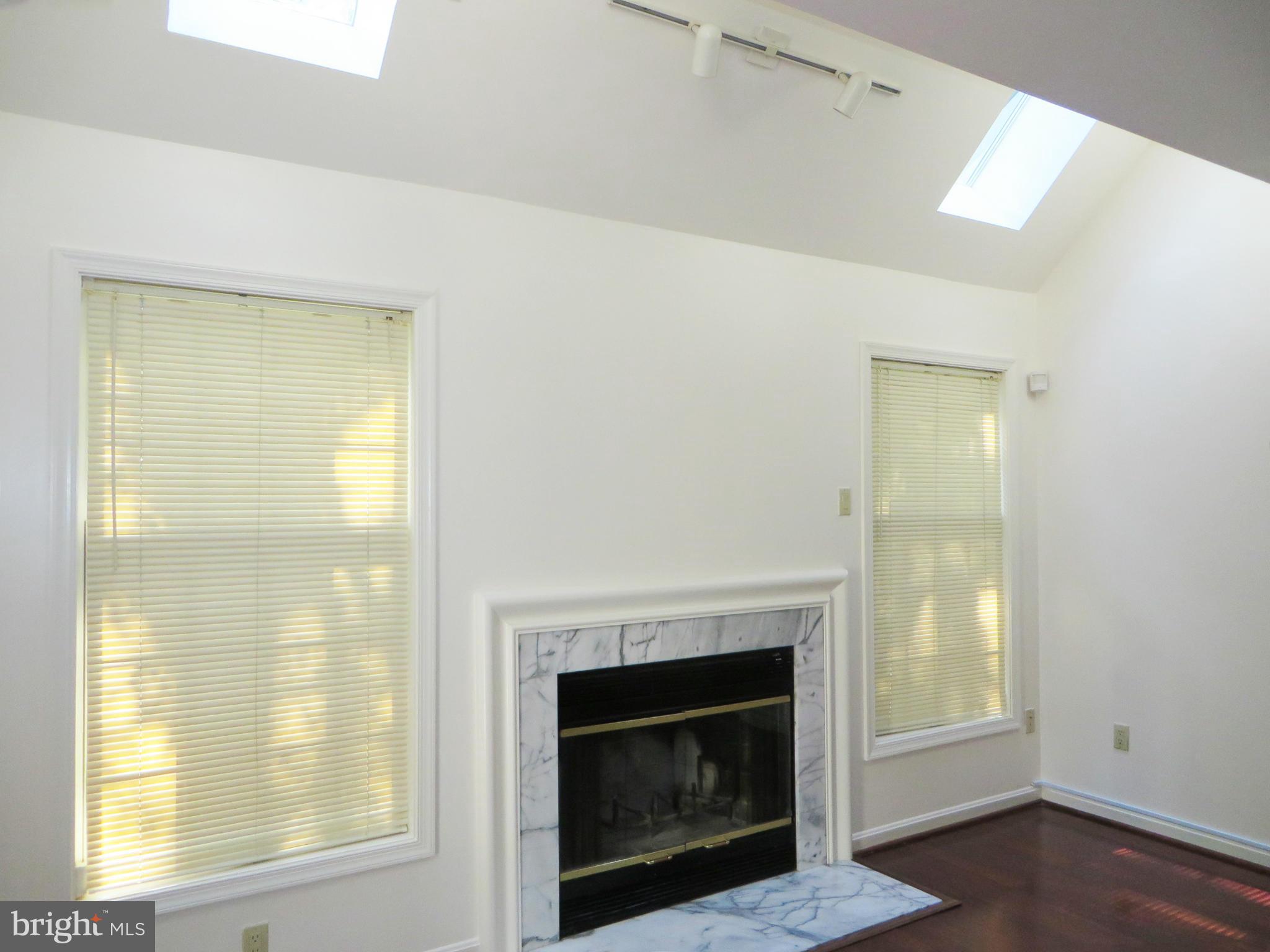 CEDAR COVE - Residential Lease