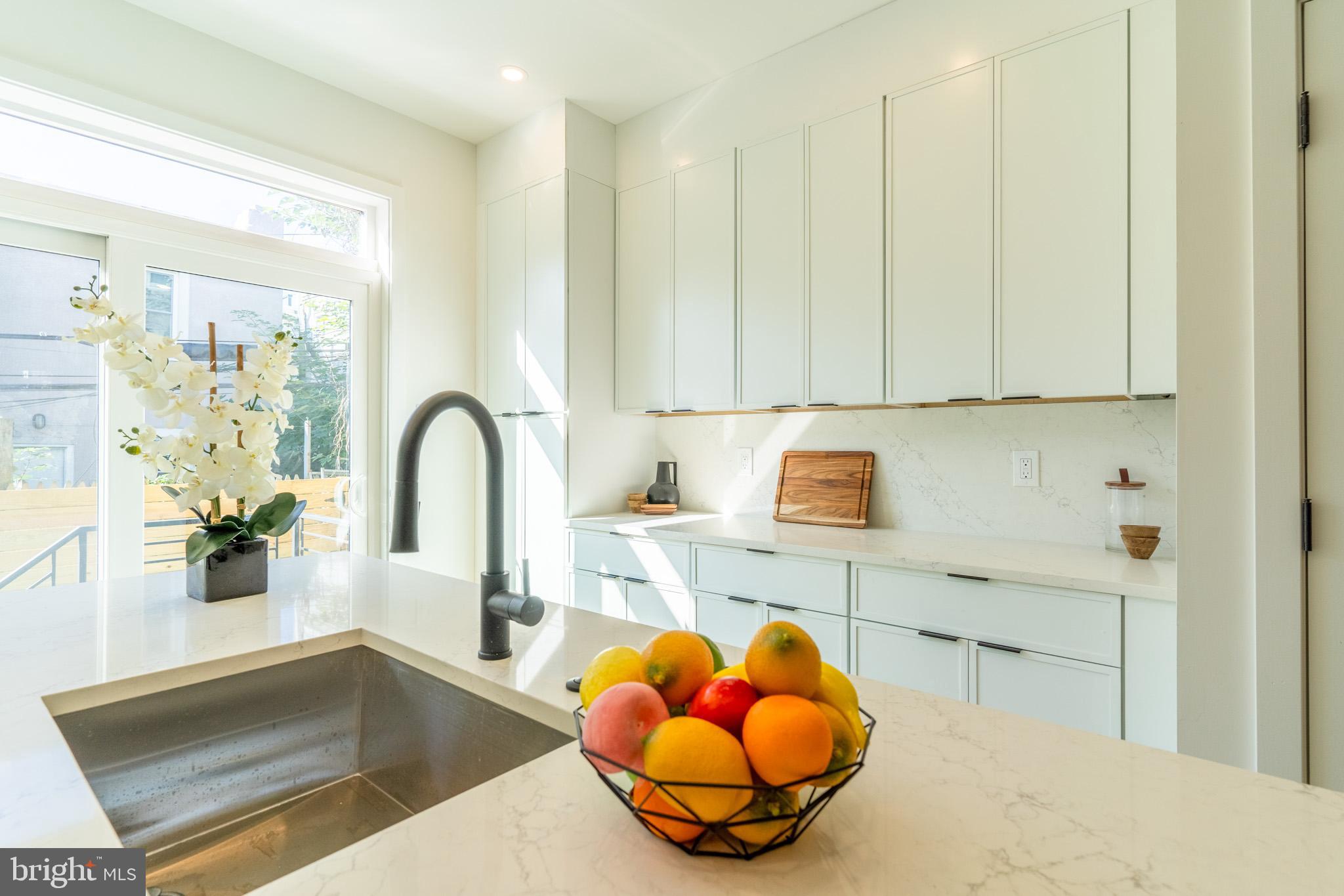 GRADUATE HOSPITAL - Residential