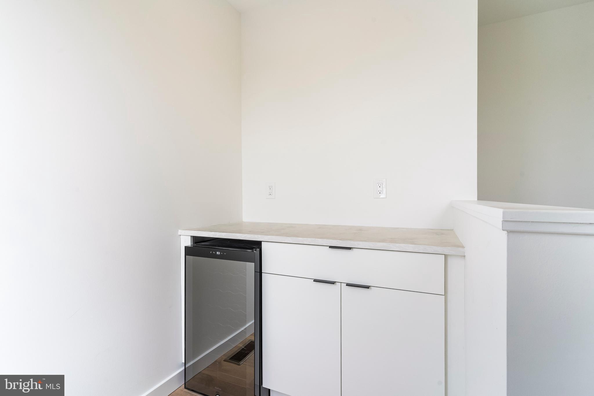 GRADUATE HOSPITAL - Residential