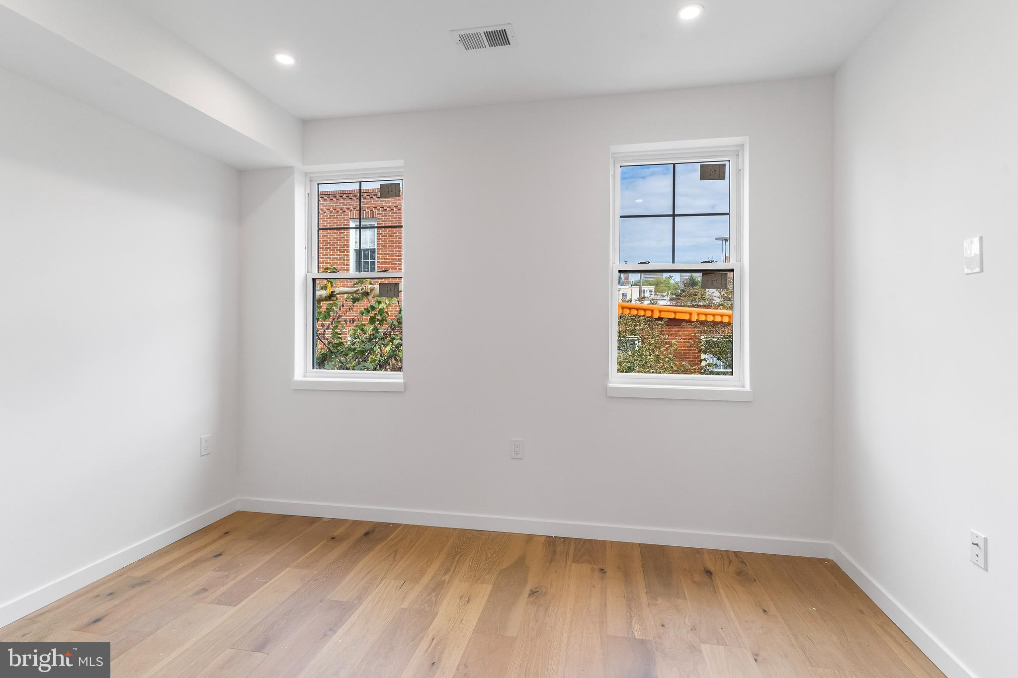 GRADUATE HOSPITAL - Residential