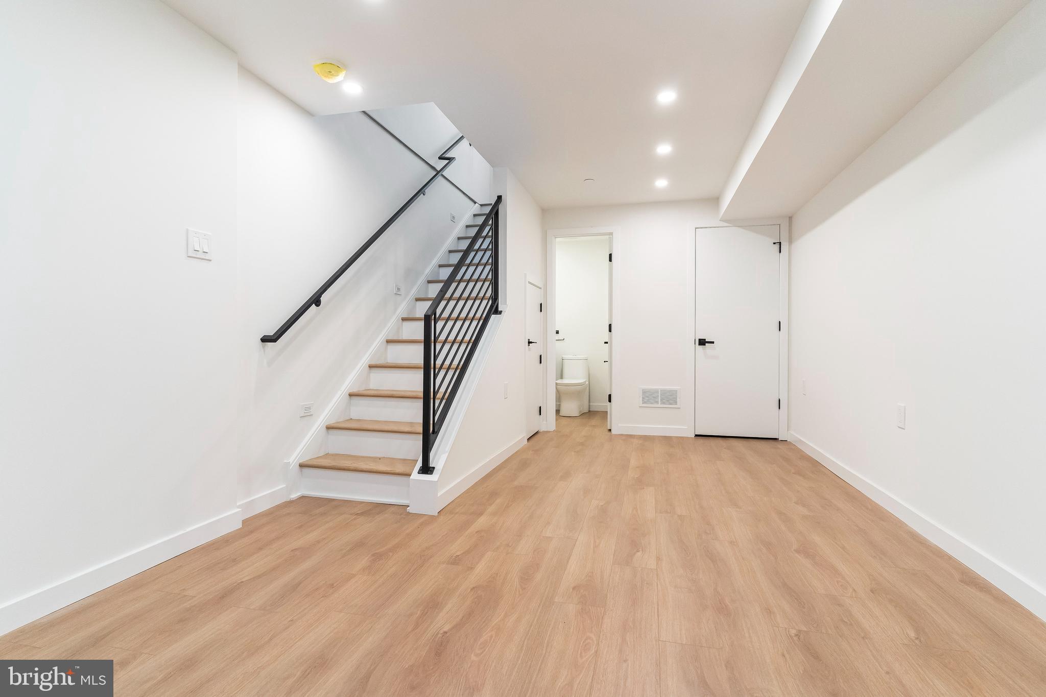 GRADUATE HOSPITAL - Residential