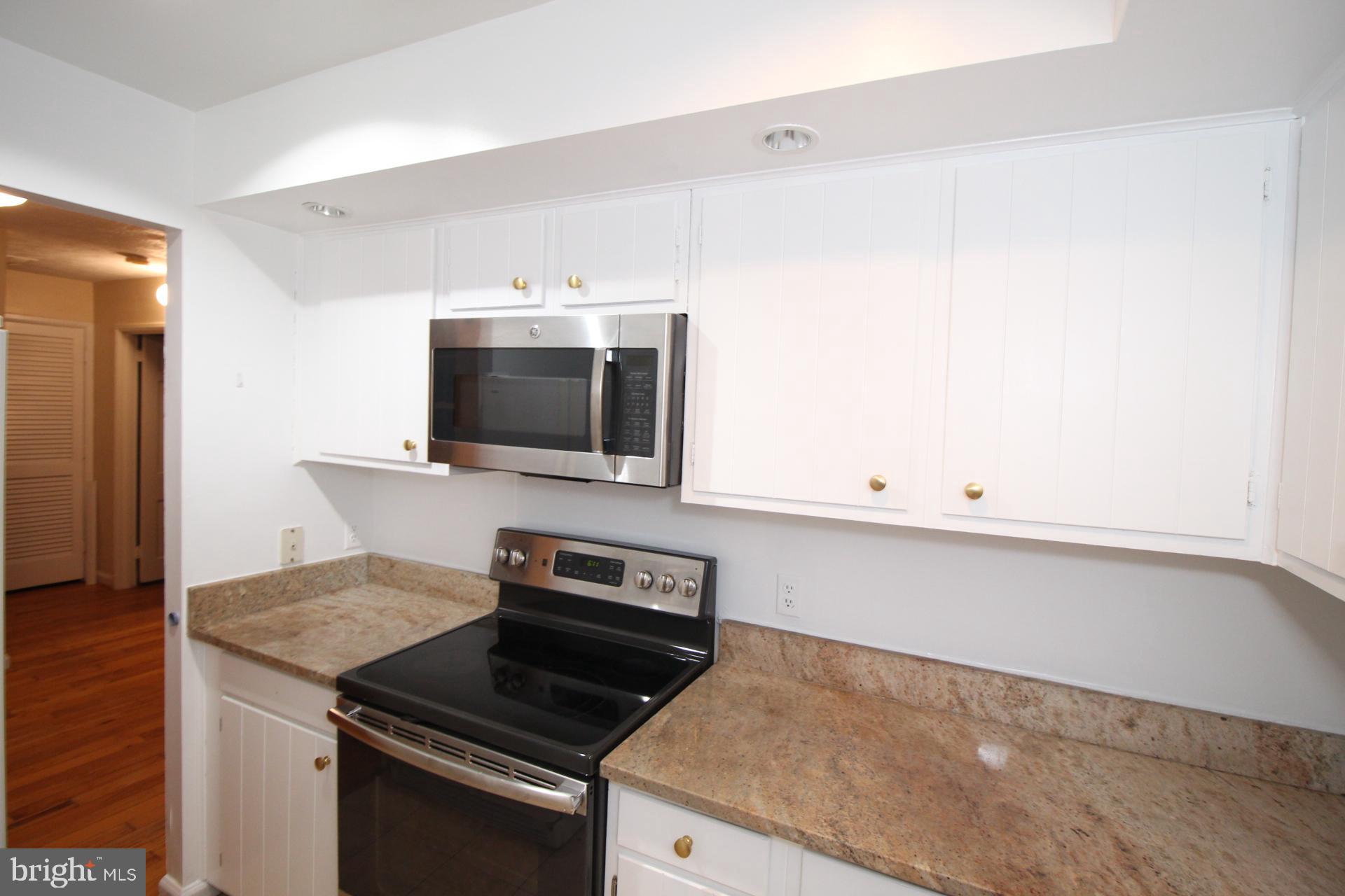 FAIRLINGTON GLEN - Residential Lease