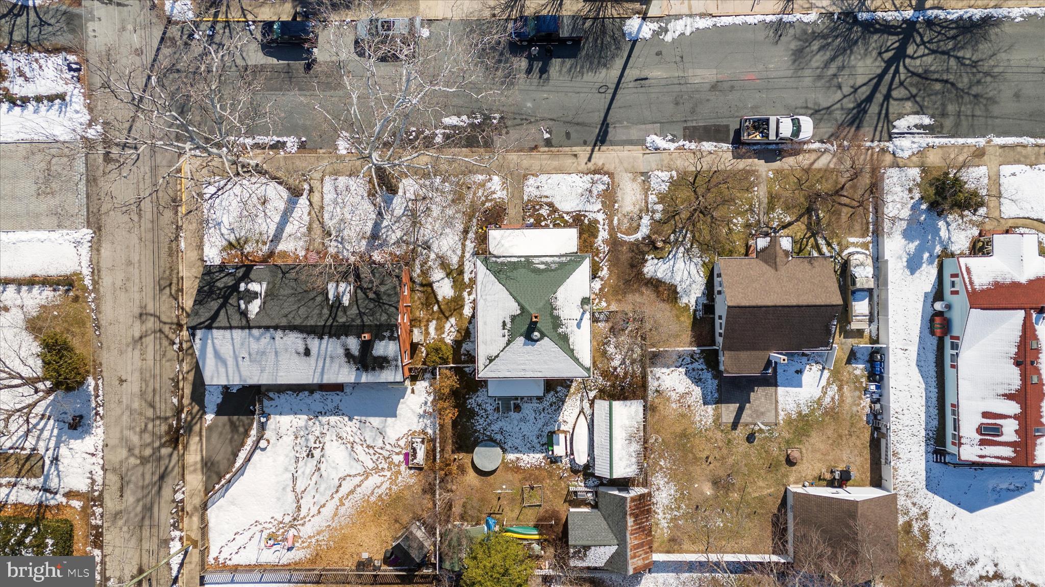 HISTORIC CENTREVILLE - Residential