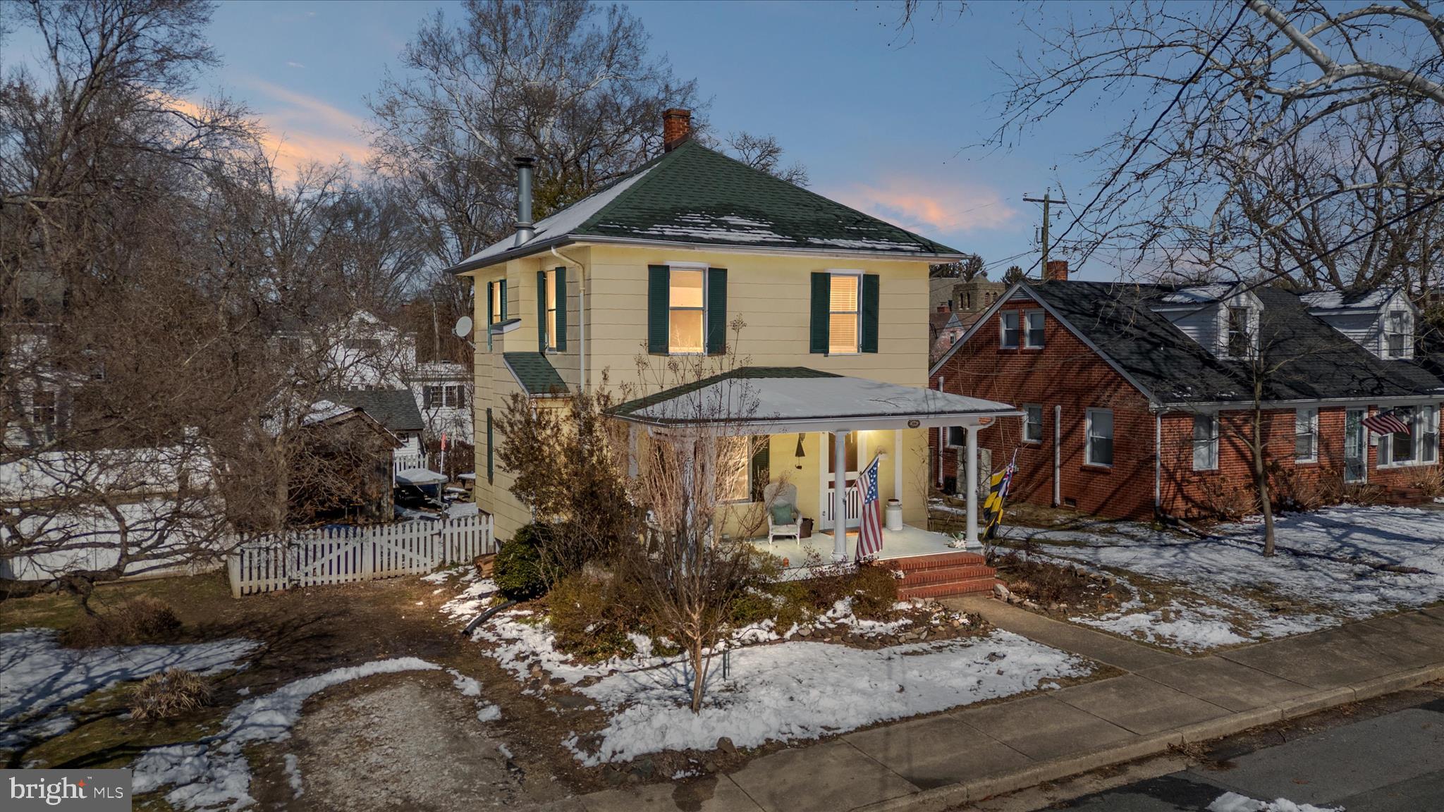 HISTORIC CENTREVILLE - Residential