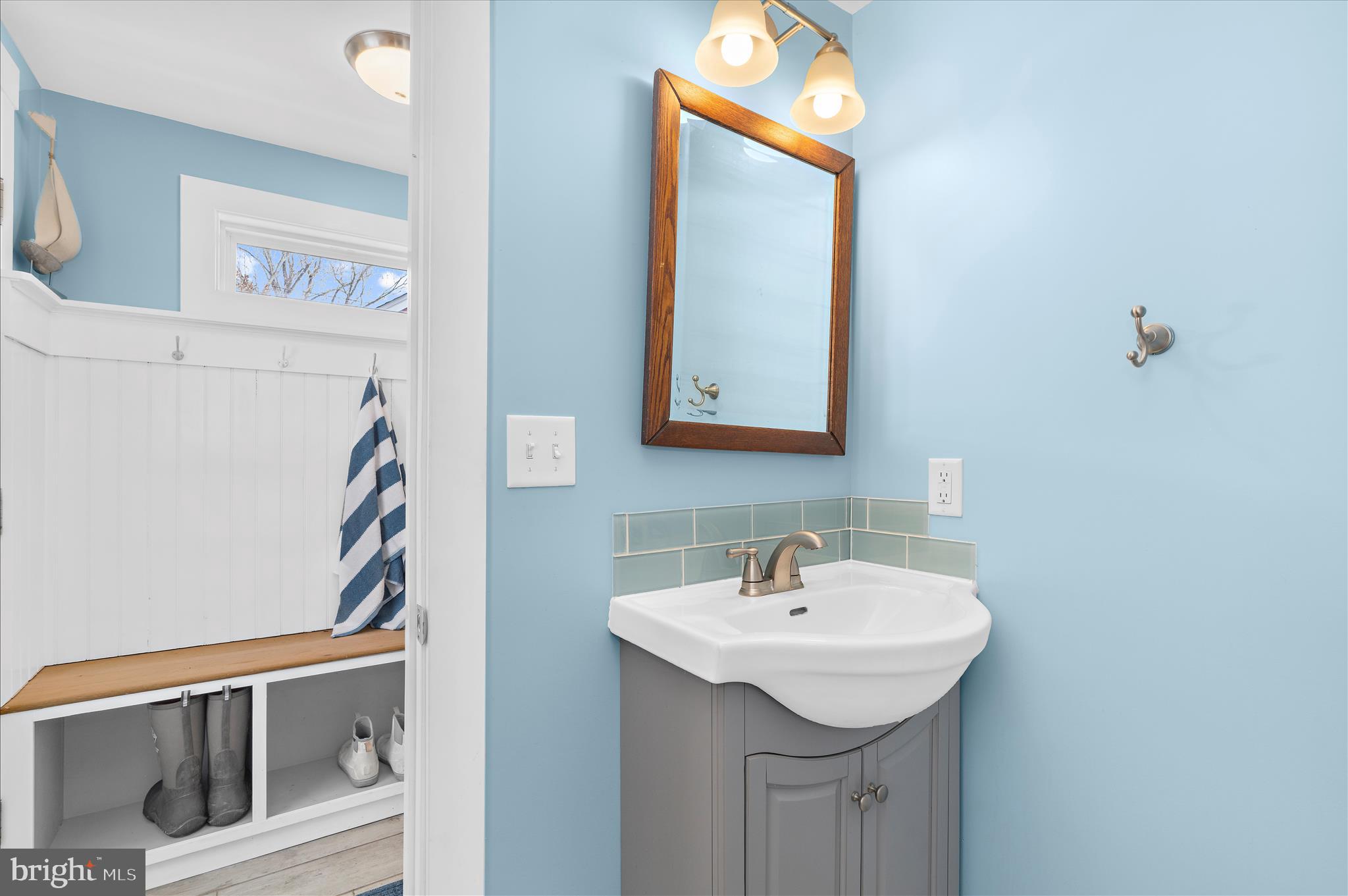 HISTORIC CENTREVILLE - Residential