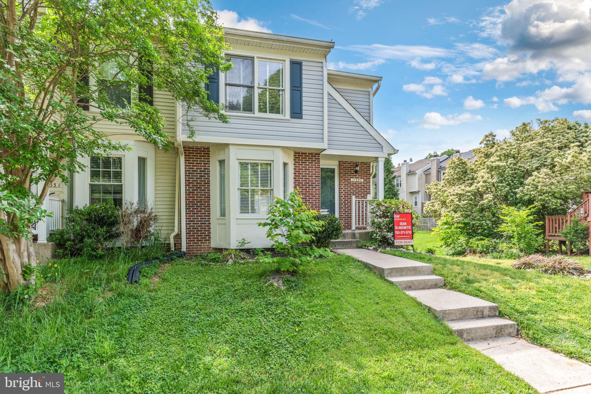 LAKE RIDGE - MOHICAN - Residential Lease