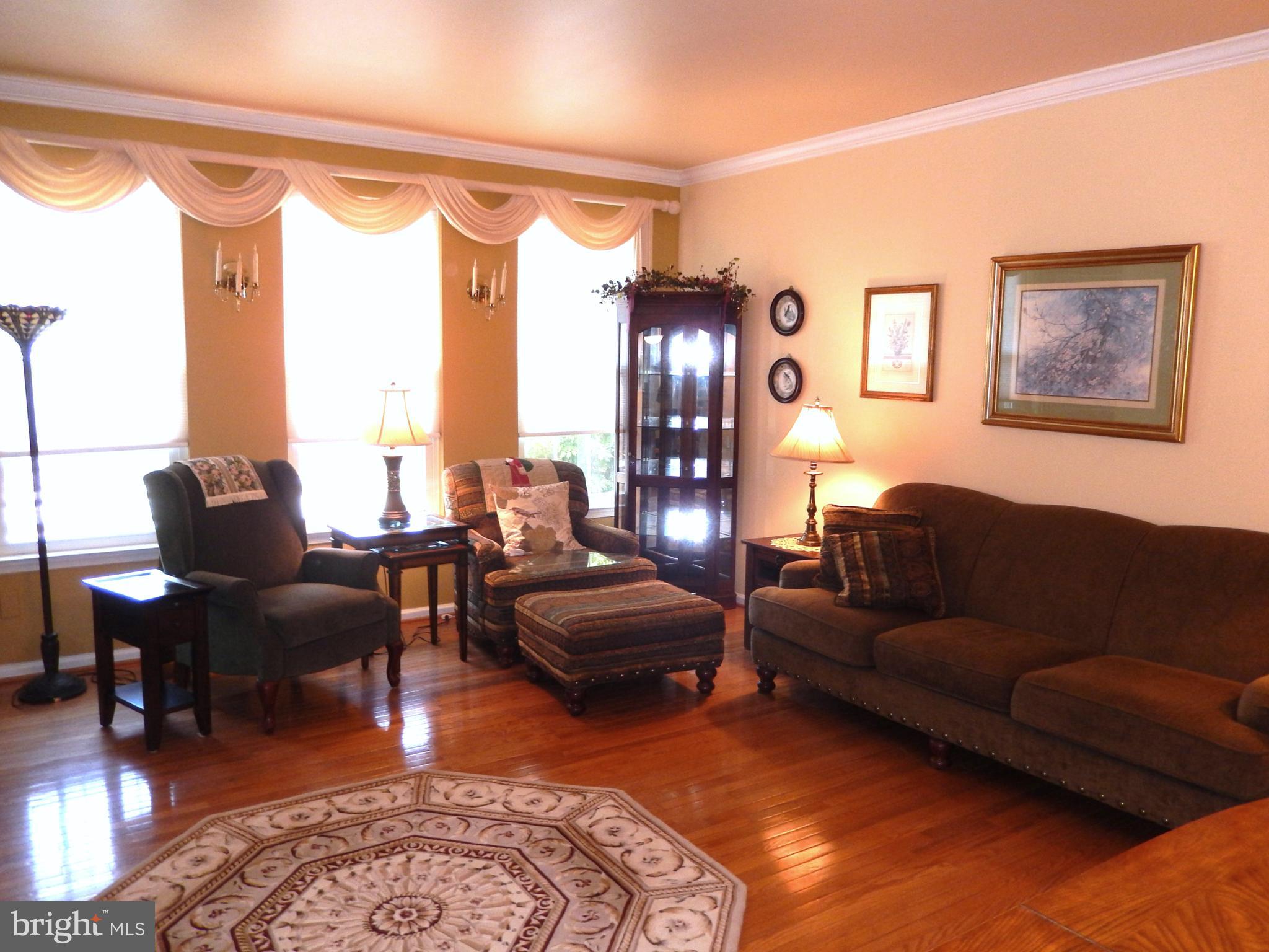 FOX HILL FARM - Residential