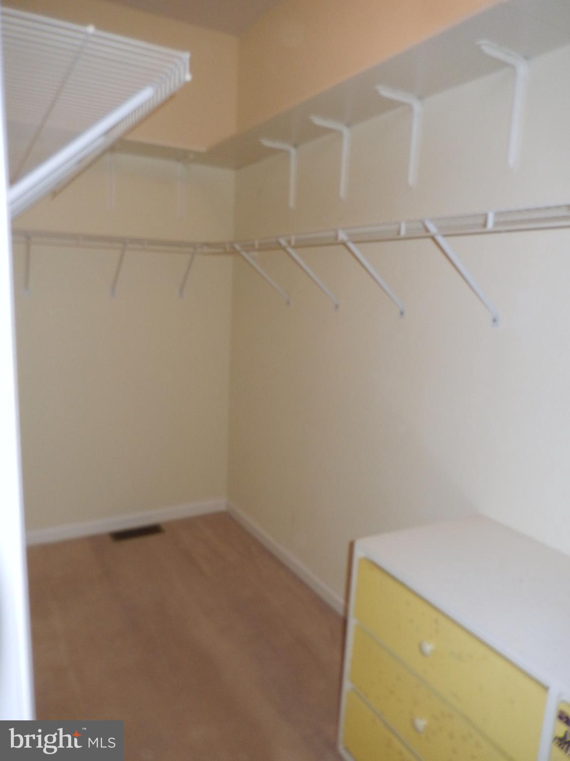 FOX HILL FARM - Residential