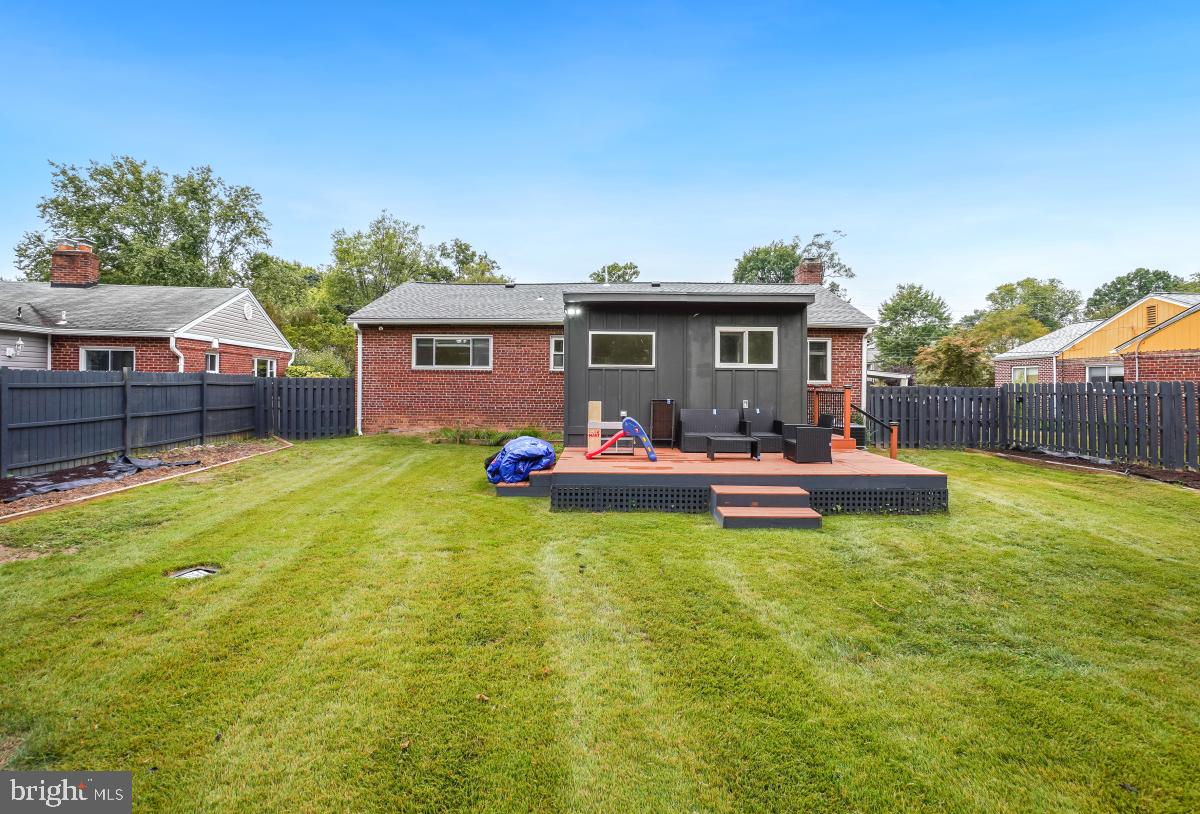 GLENVIEW - Residential Lease