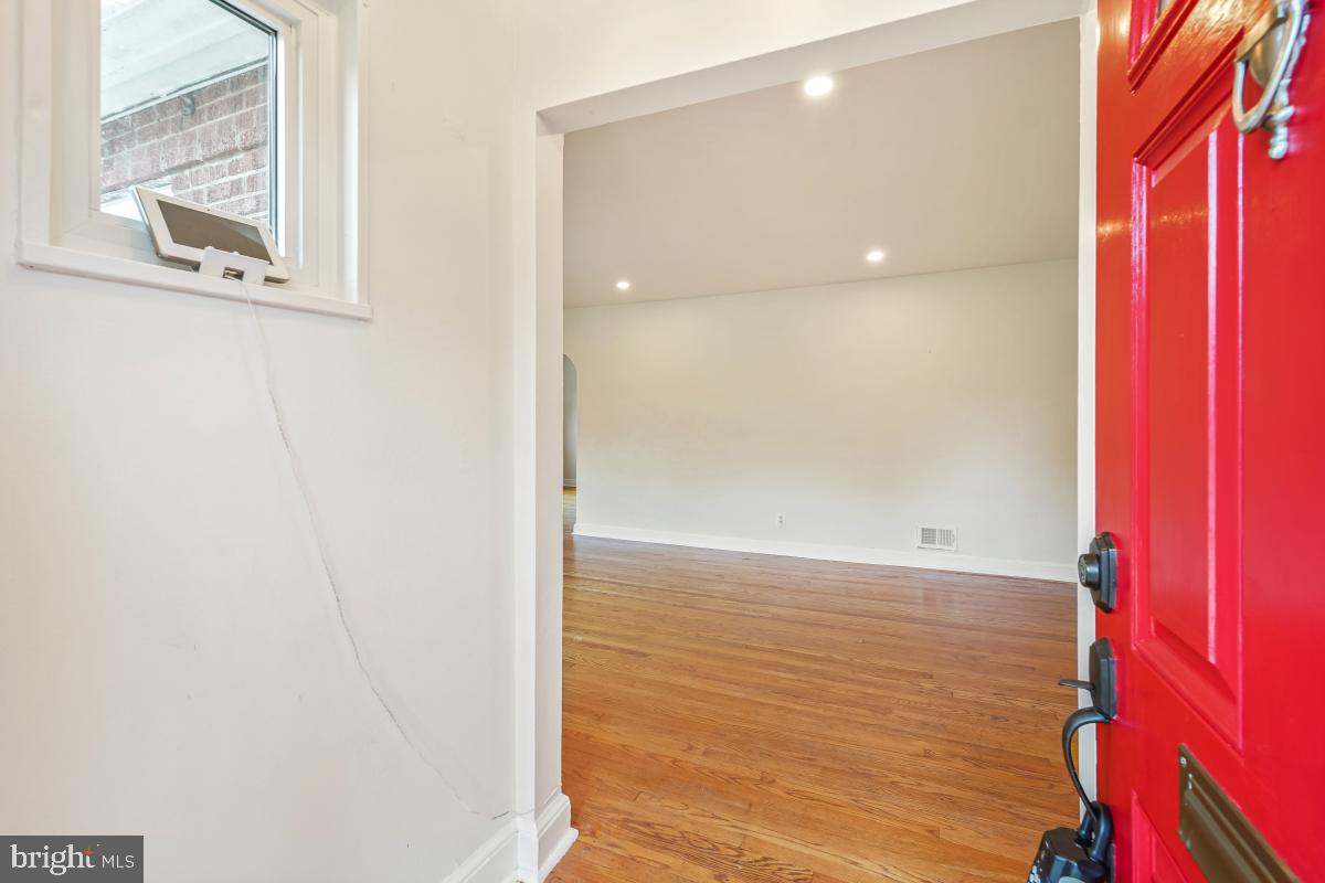 GLENVIEW - Residential Lease