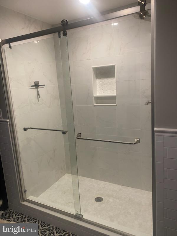 OAKS AT LAFAYETTE HILL - Residential