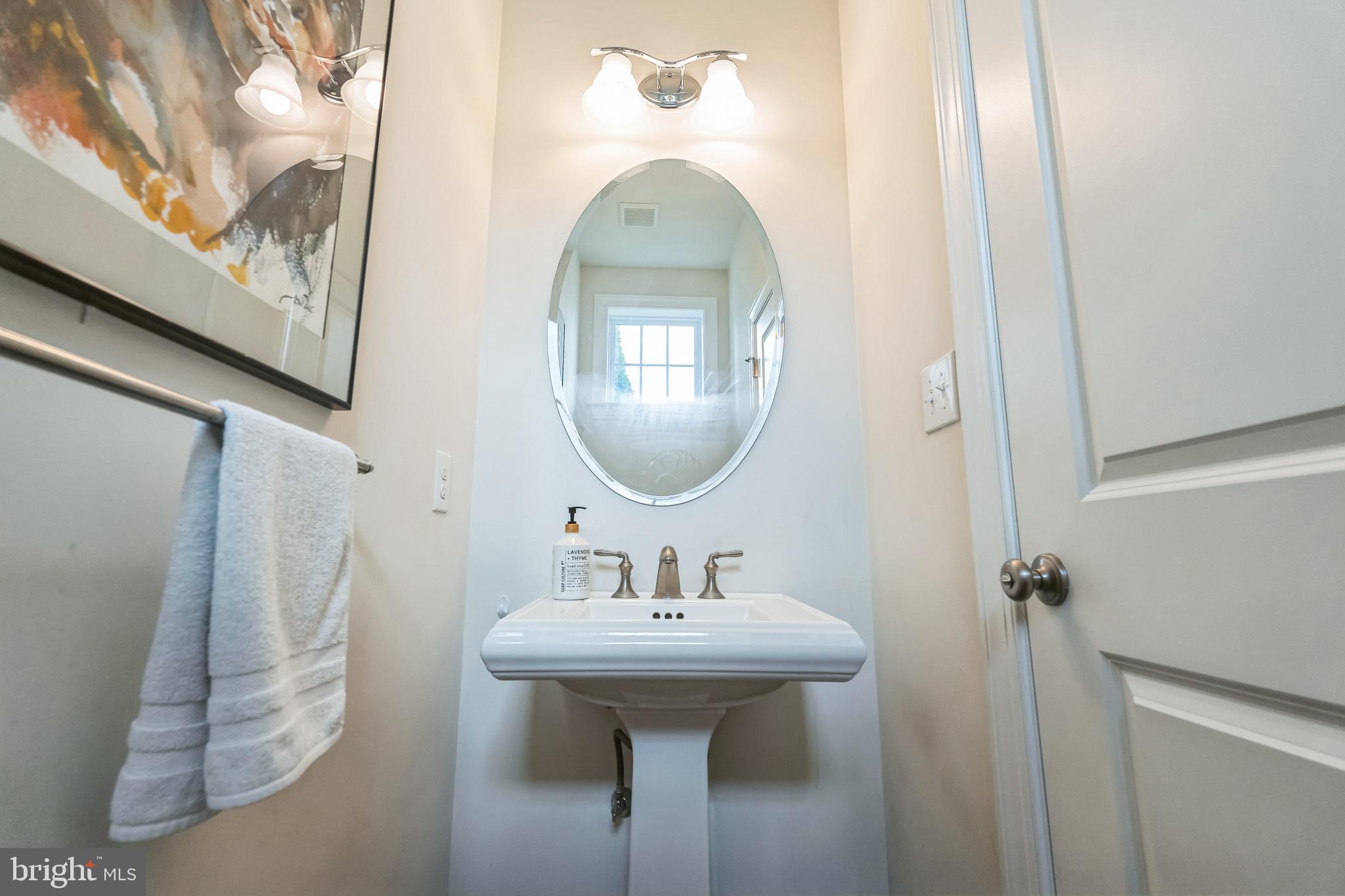 OAKS AT LAFAYETTE HILL - Residential