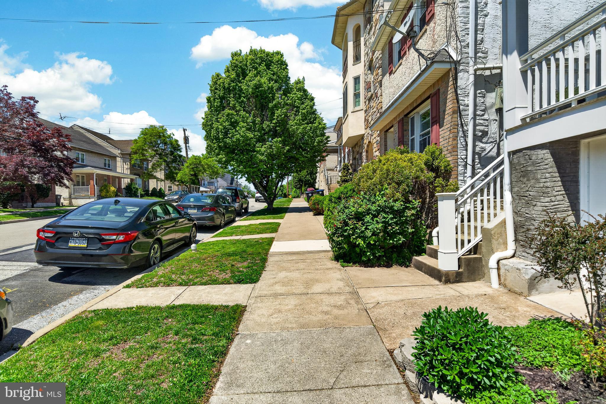 STRAWBERRY FIELDS - Residential