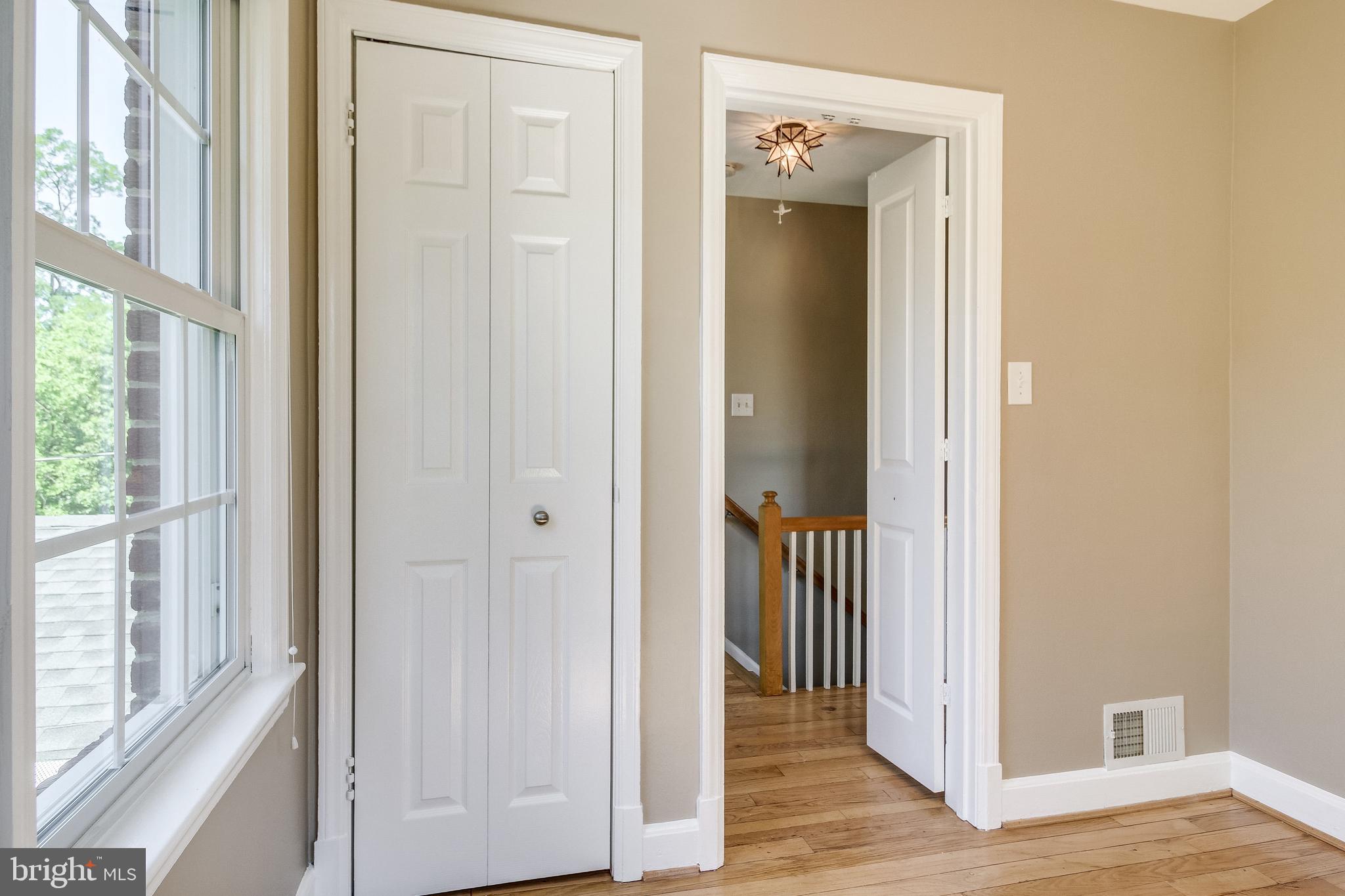 WAVERLY HILLS - Residential