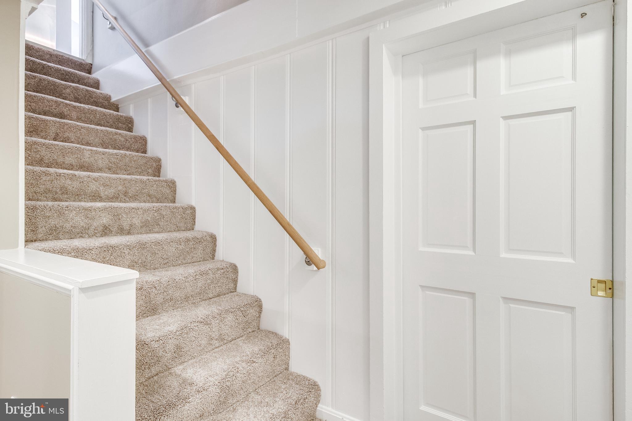 WAVERLY HILLS - Residential