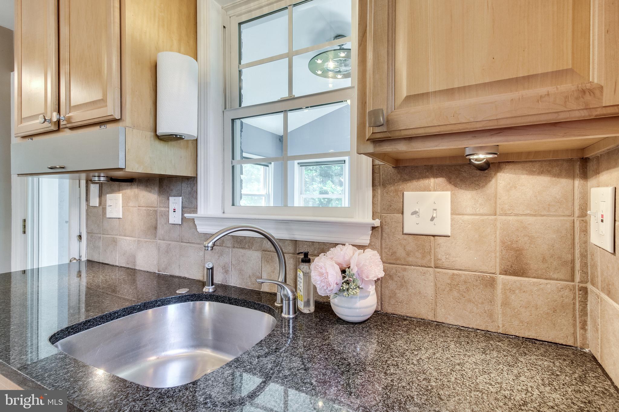 WAVERLY HILLS - Residential