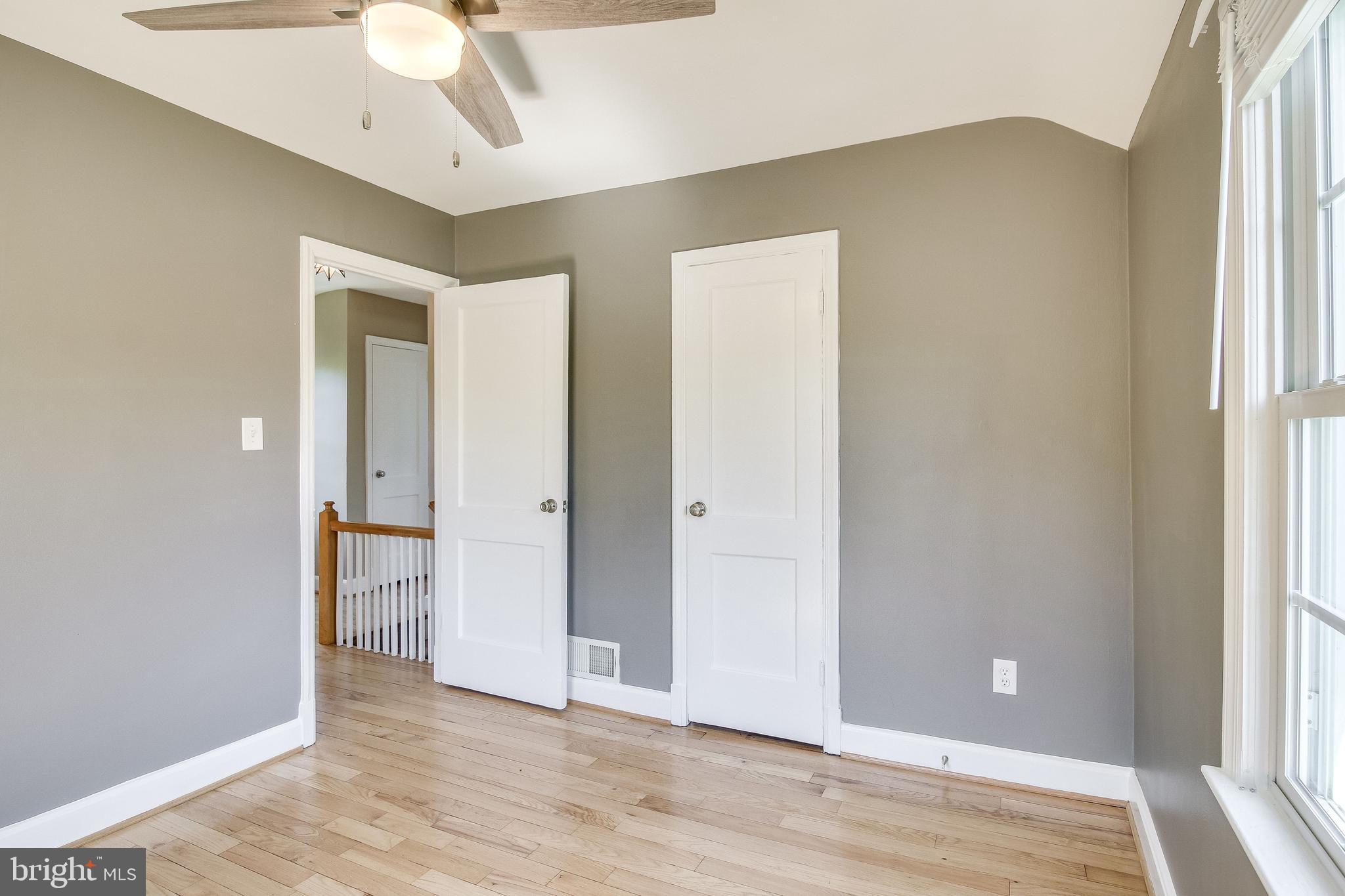 WAVERLY HILLS - Residential