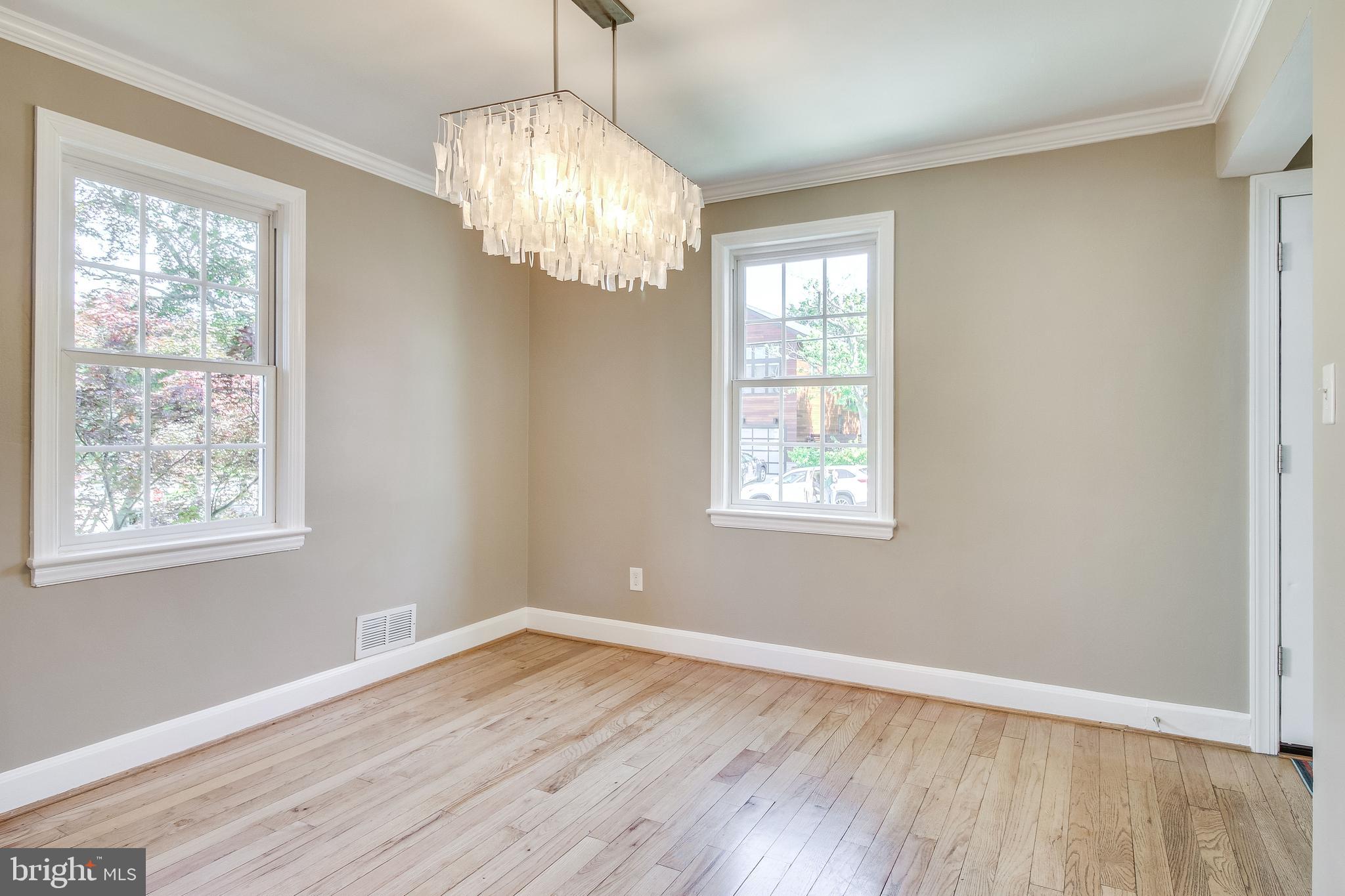 WAVERLY HILLS - Residential