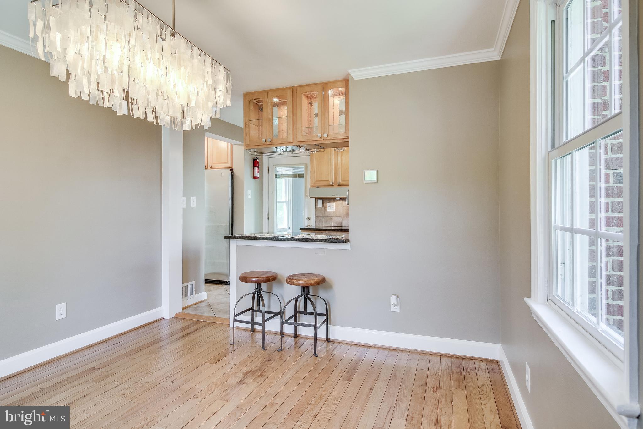 WAVERLY HILLS - Residential