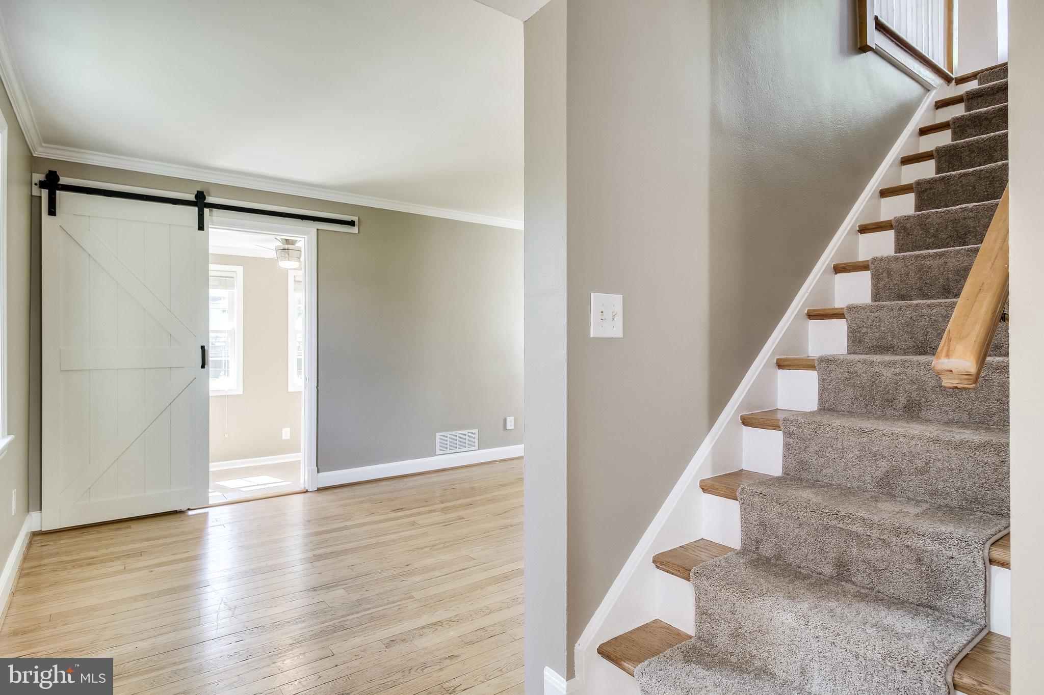 WAVERLY HILLS - Residential