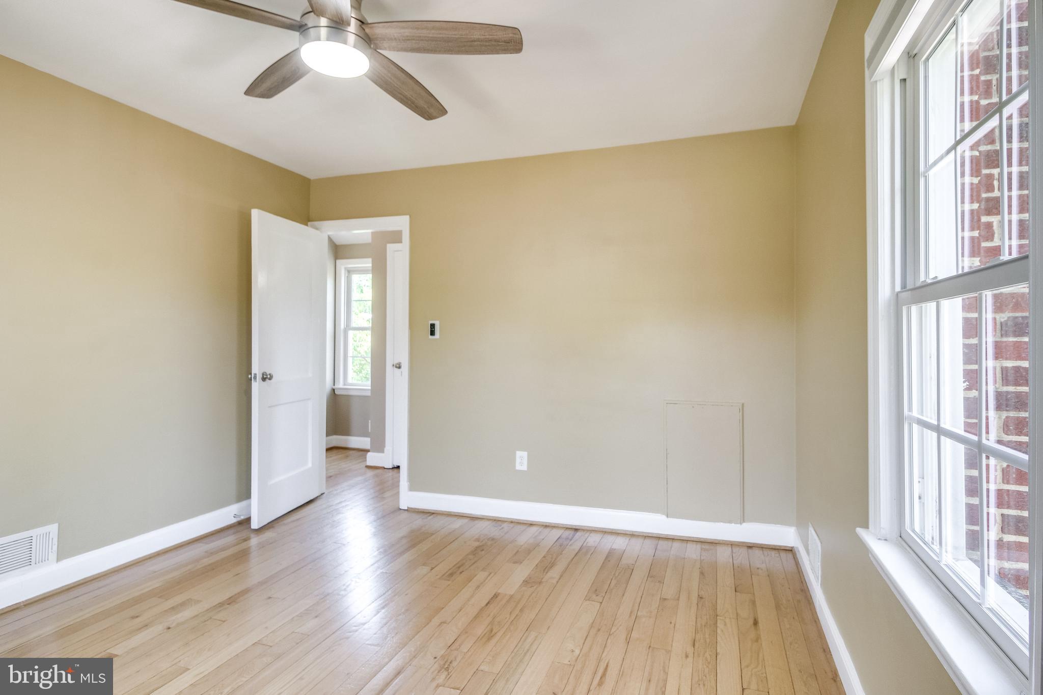 WAVERLY HILLS - Residential