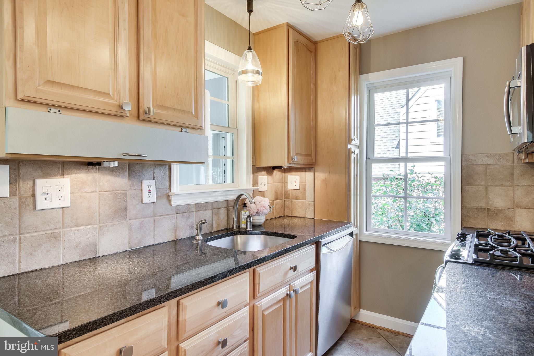 WAVERLY HILLS - Residential