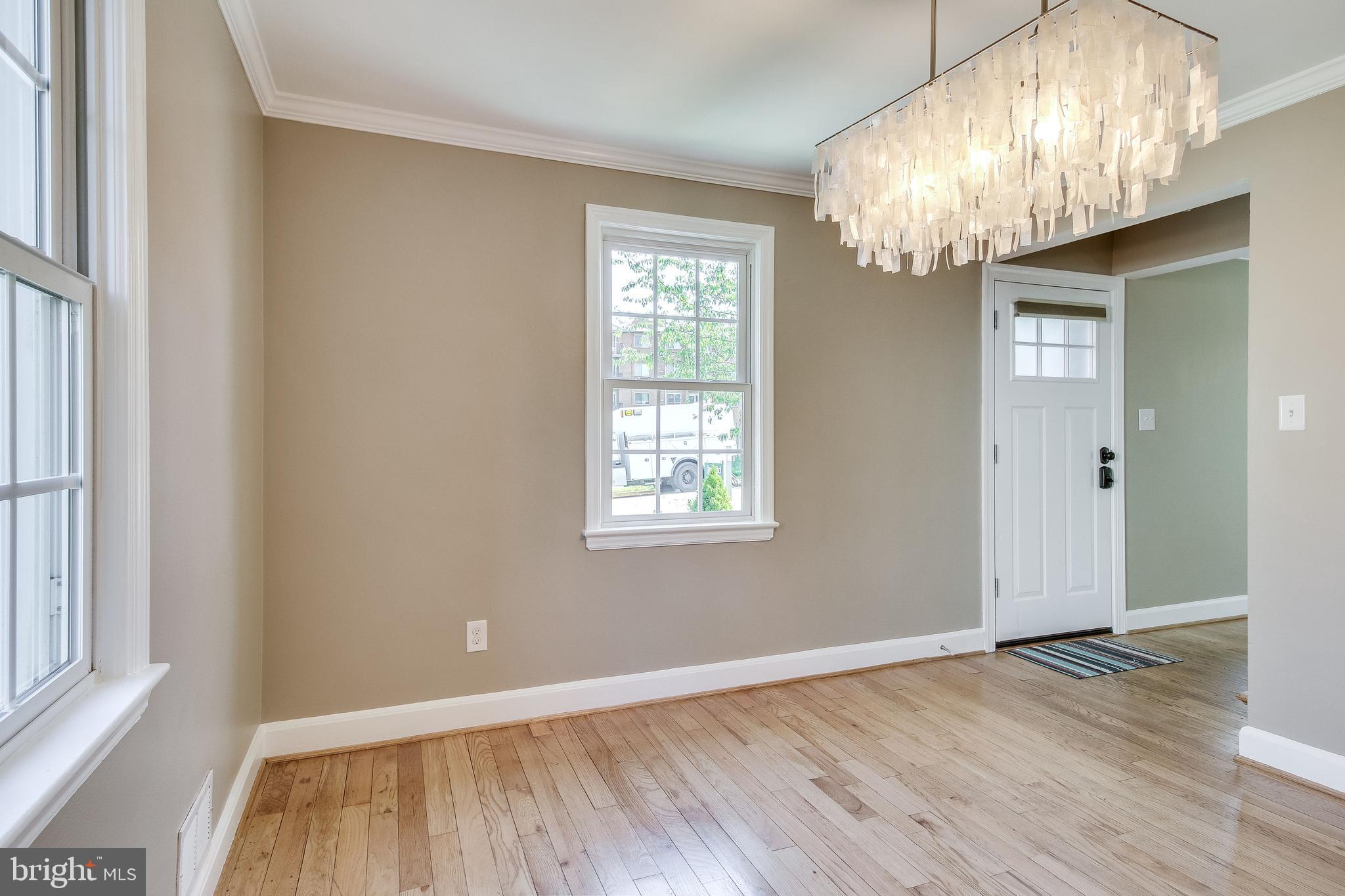 WAVERLY HILLS - Residential